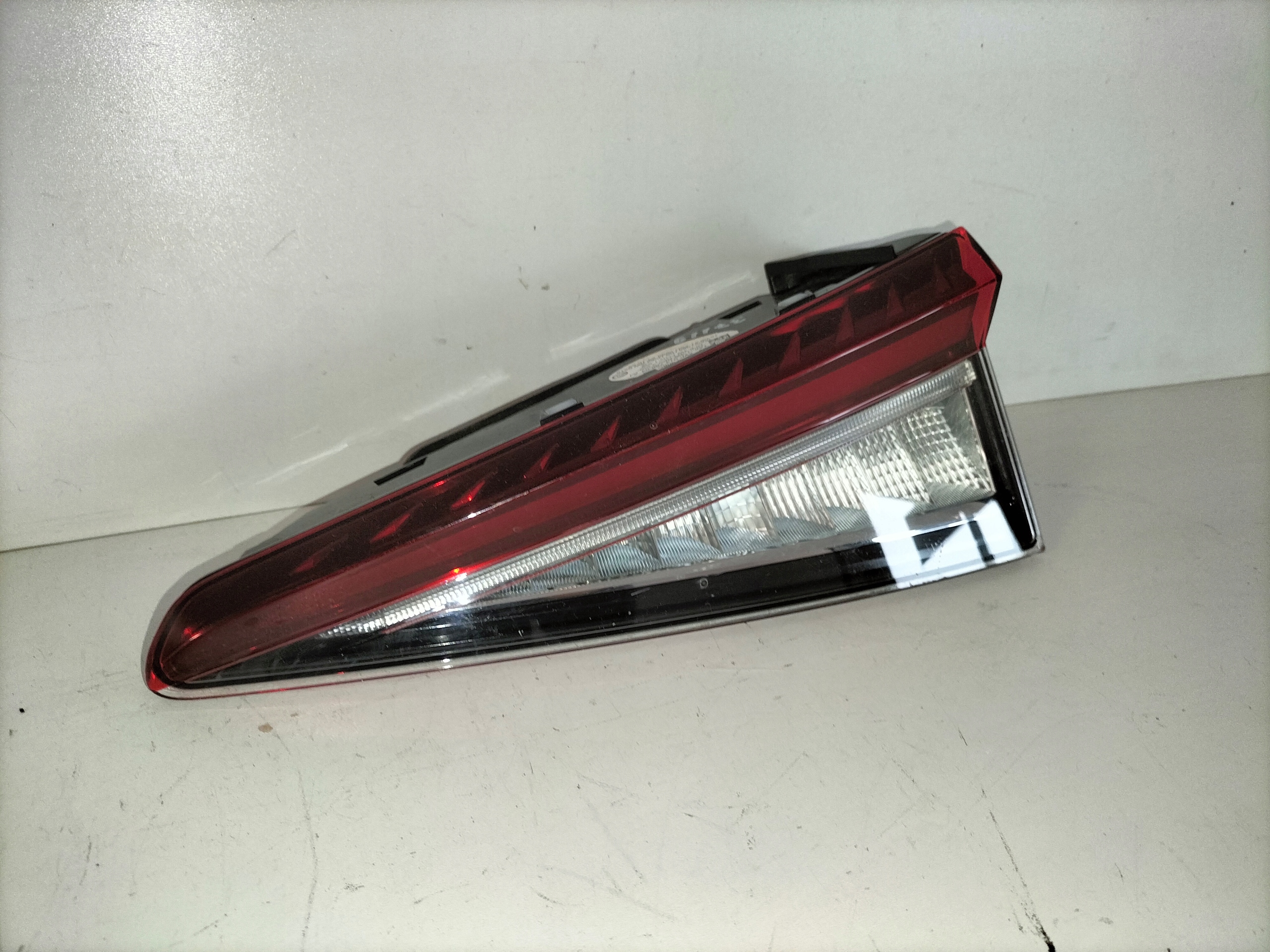 PRAVE ZADNE SVETLO SKODA ENYAQ 21- LED