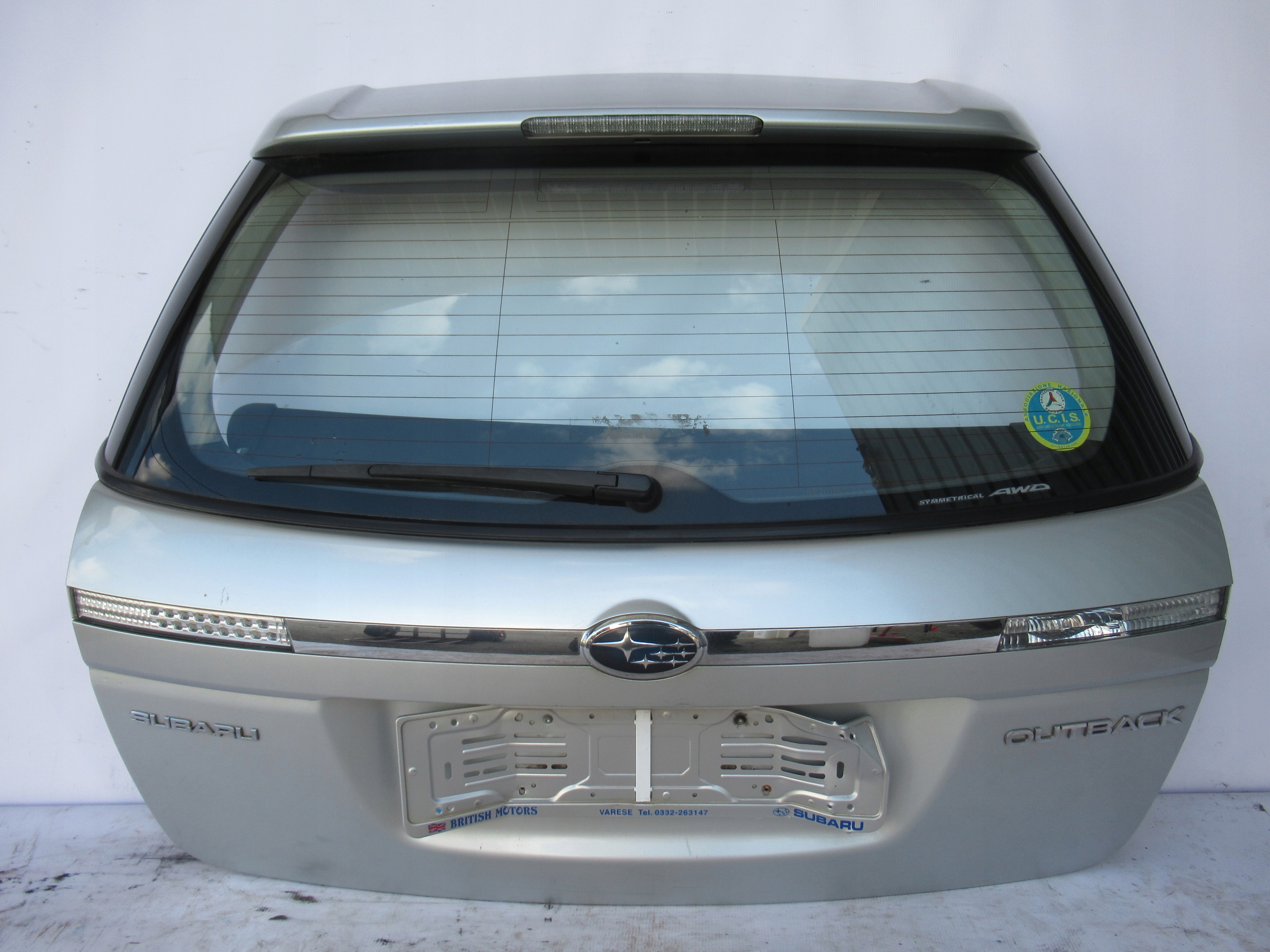 ZADNÁ KAPOTA SUBARU OUTBACK III