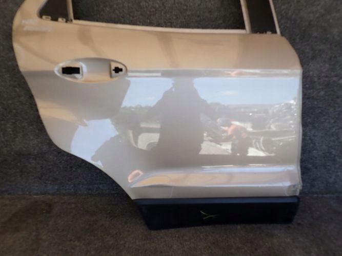 FORD ECOSPORT 12- PRAVE ZADNE DVERE