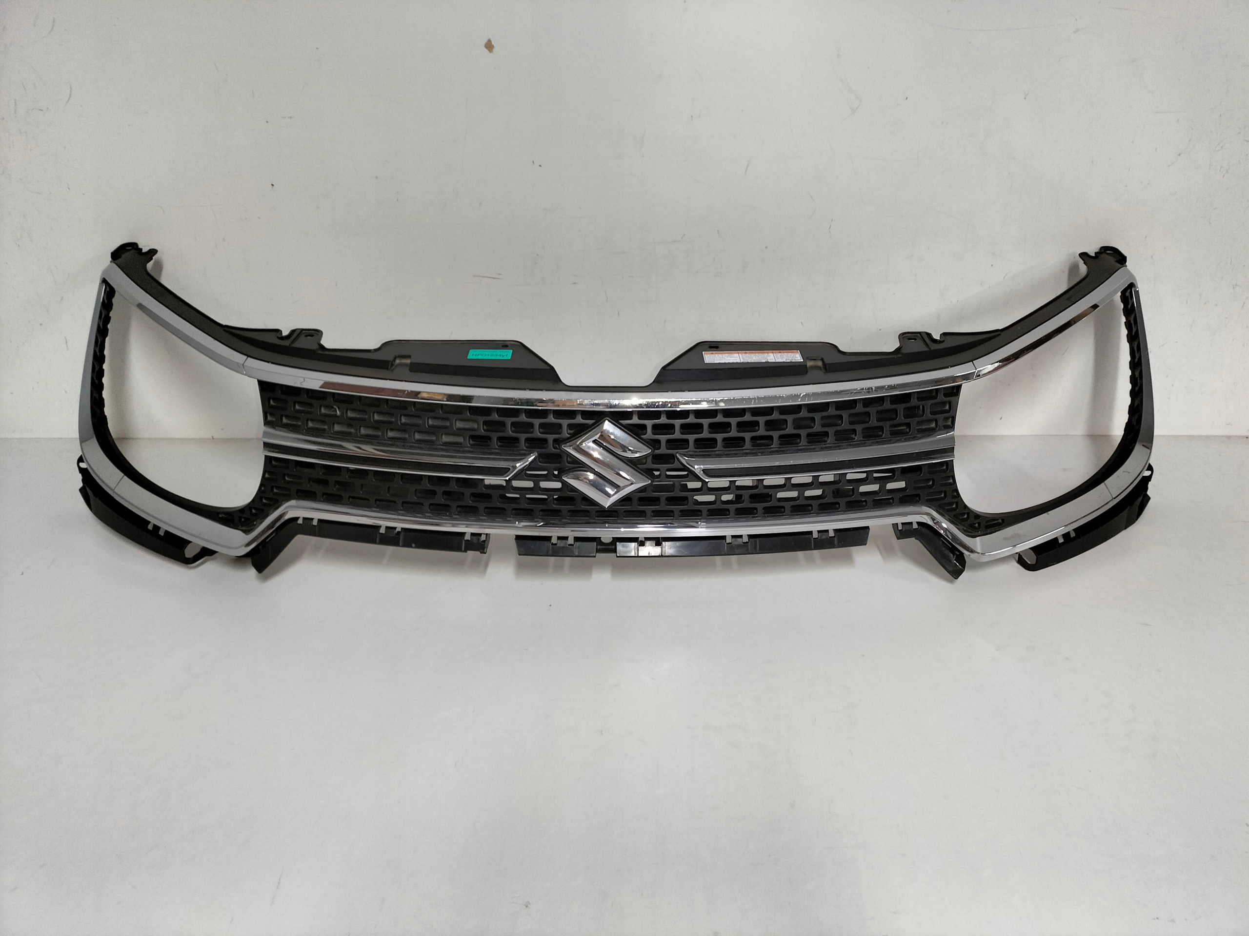 MRIEZKA LISTA SUZUKI IGNIS III 16-