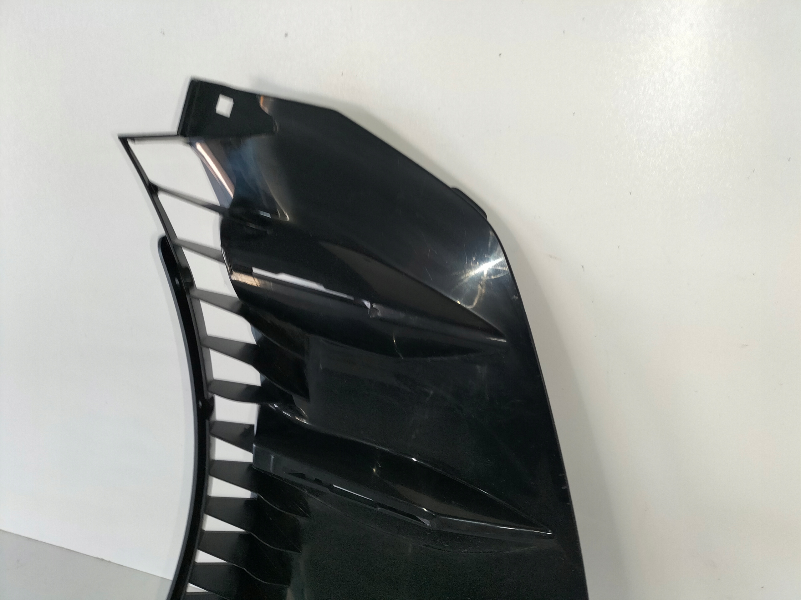 ĽAVÝ PREDNÝ BLATNÍK BMW Z4 G29 18- M-PAKET