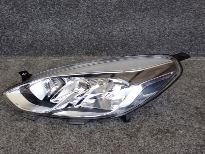 FORD FIESTA MK8 VIII 17- LAVE PREDNE SVETLO