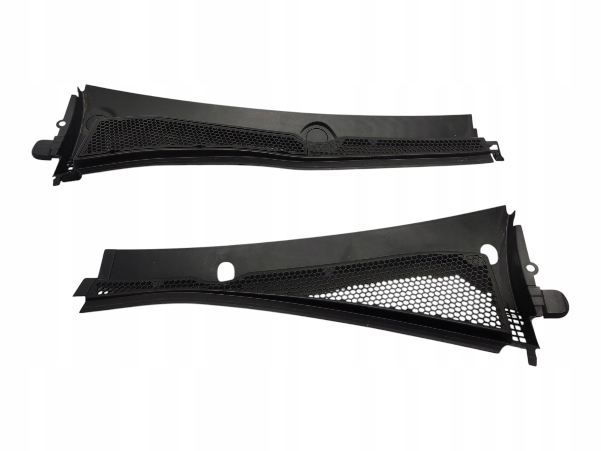 TORPÉDO, PLAST POD STIERAČE – VRCHNÉ LAVE-PRAVE KOMPLET PEUGEOT 208 I 2012-2019 EUROPA