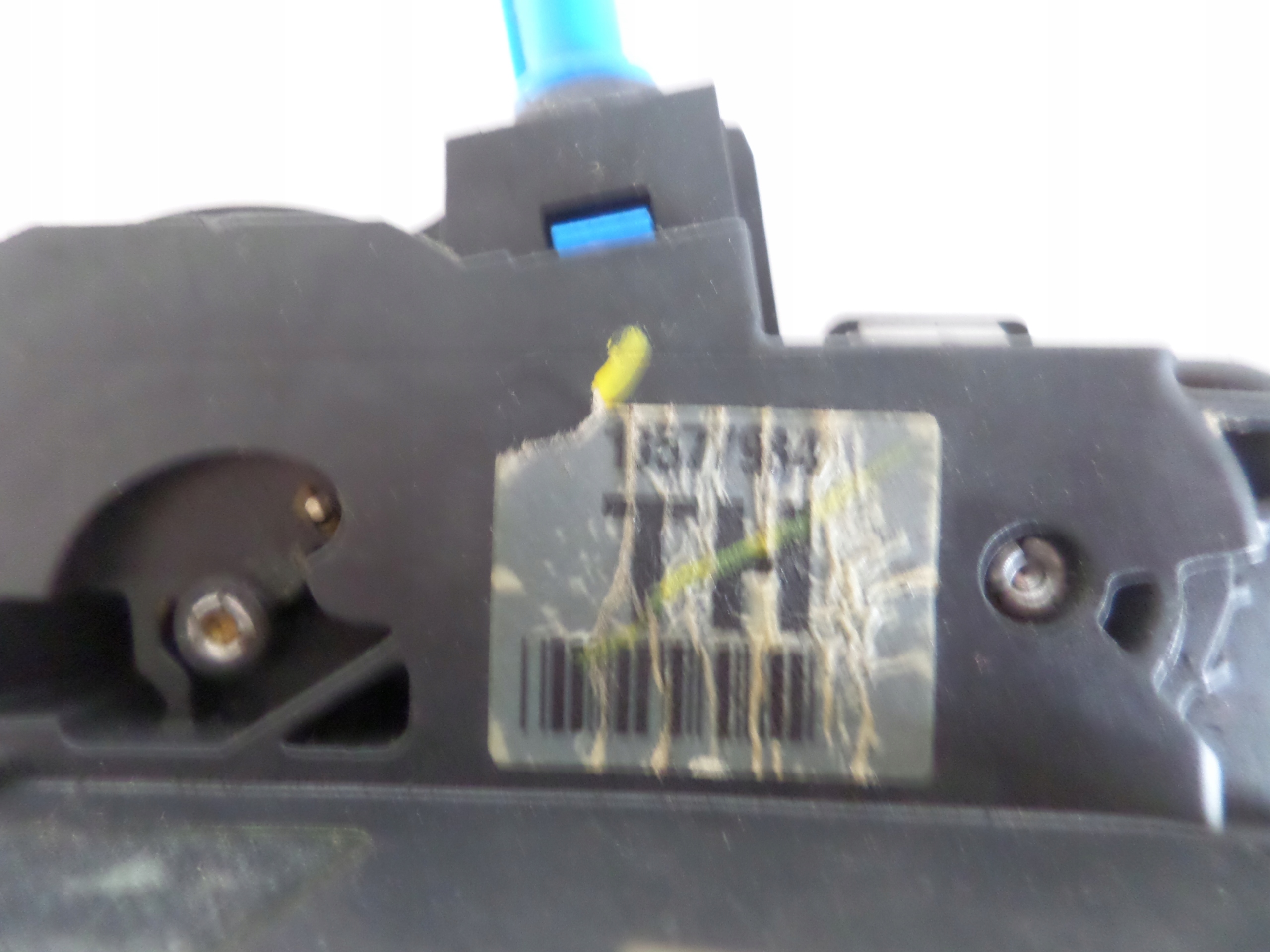 ZAMOK PRAVYCH PREDNYCH DVERI OPEL ASTRA IV J 09-