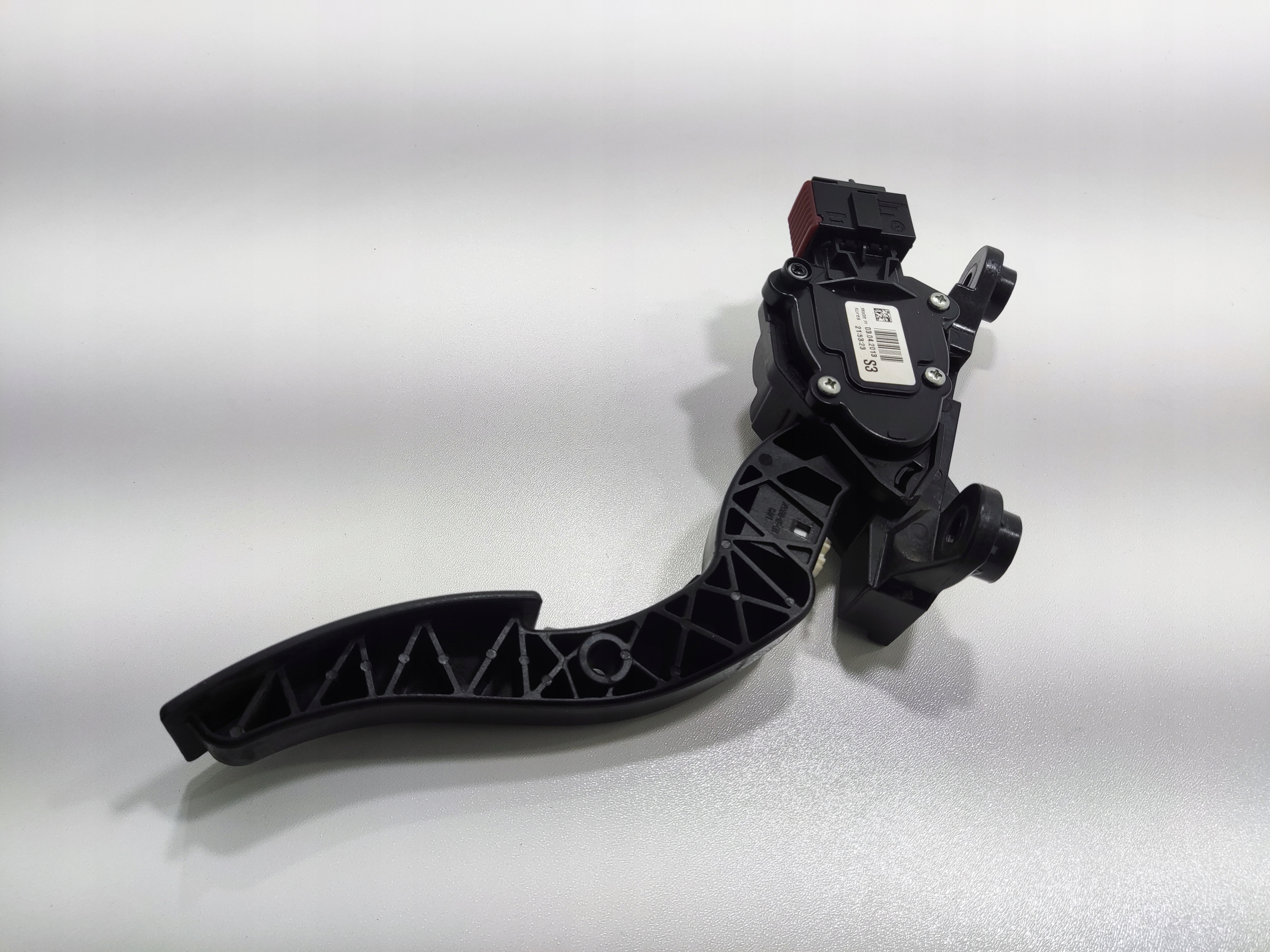 PLYNOVY PEDAL KIA RIO III 1.2 BENZIN 2011-2014