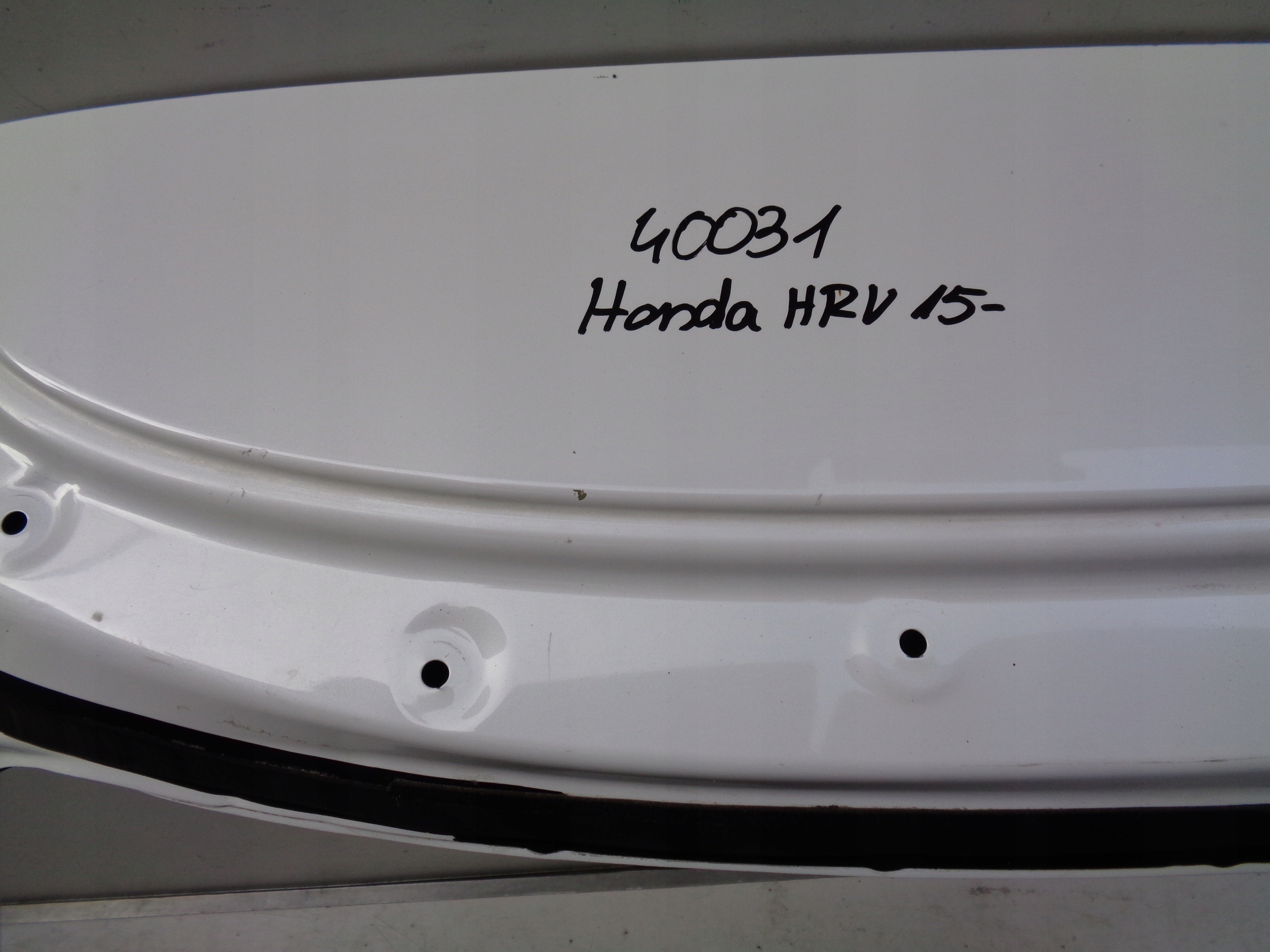 ZADNÁ KAPOTA HONDA HRV 15- NR 40031