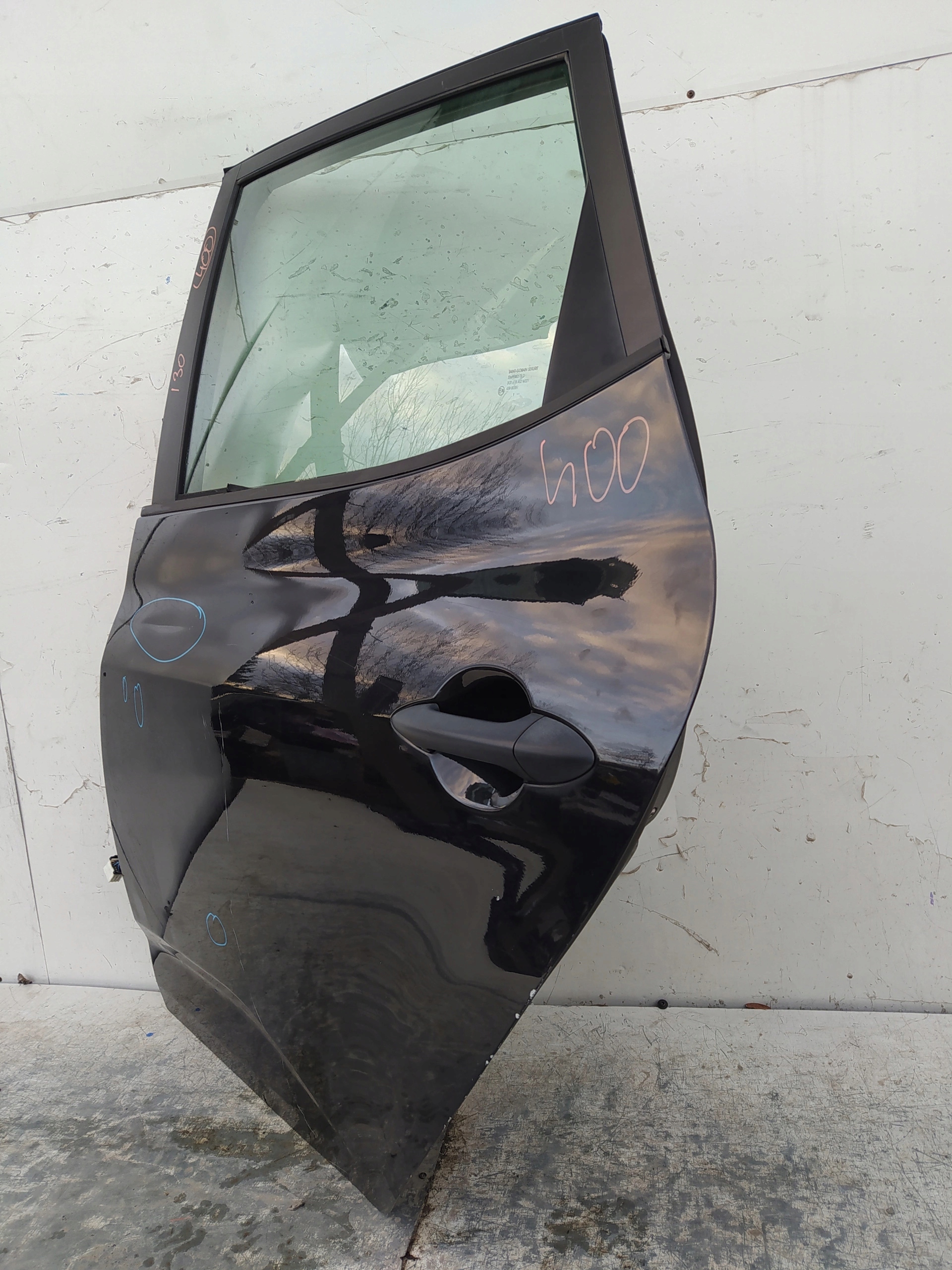 KIA VENGA LAVE ZADNE DVERE