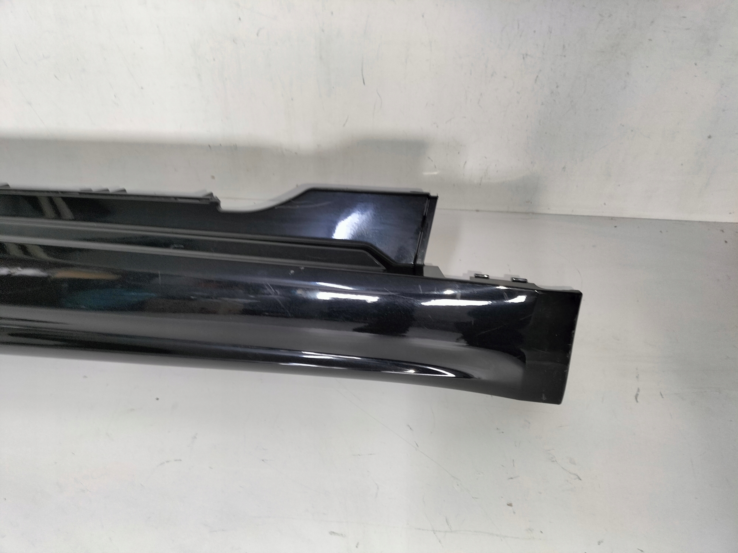 PRAVA PRAHOVA LISTA PORSCHE BOXSTER CAYMAN 982 16-