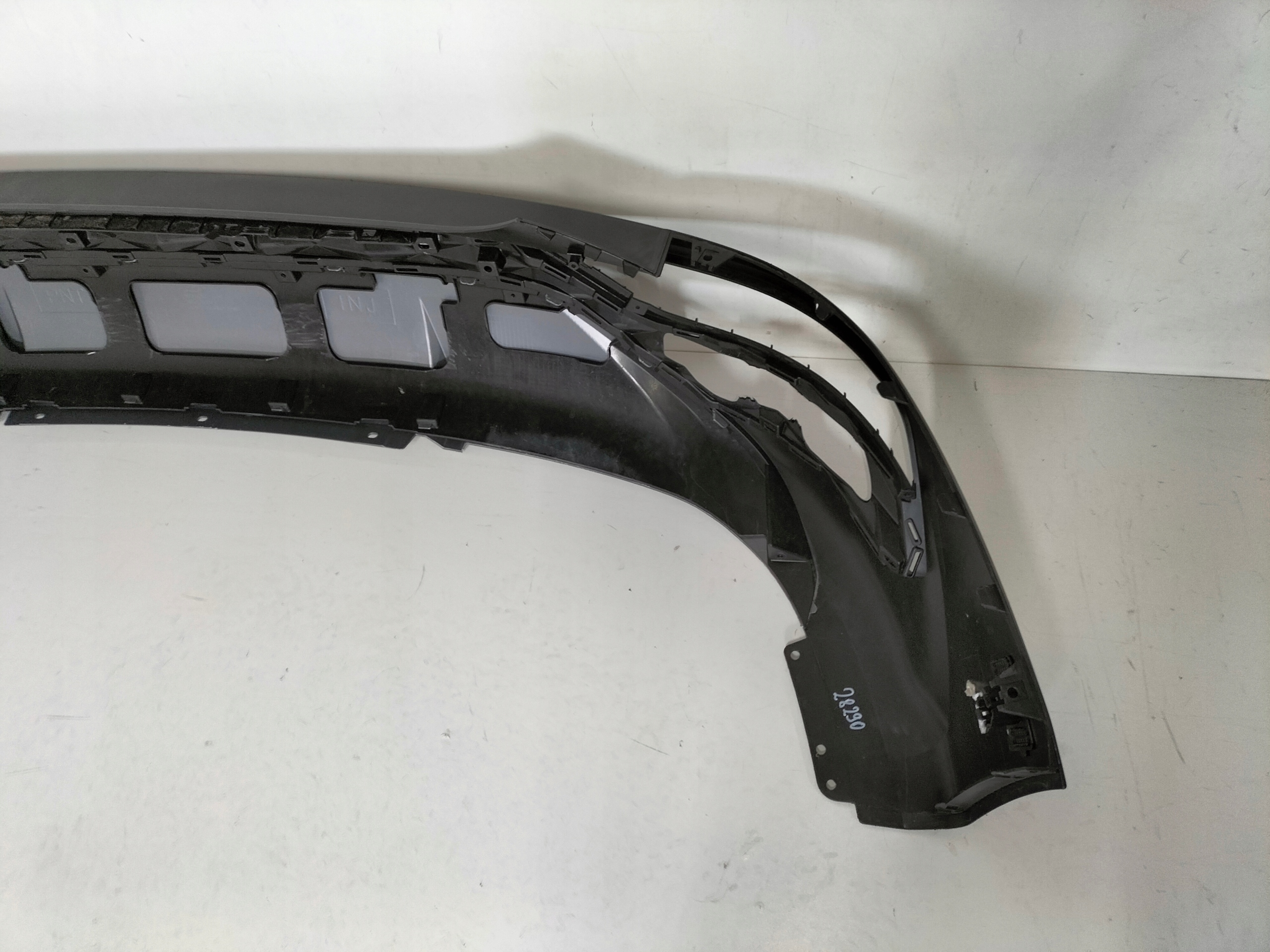 ZADNÝ NÁRAZNÍK HYUNDAI TUCSON 4 IV 20-