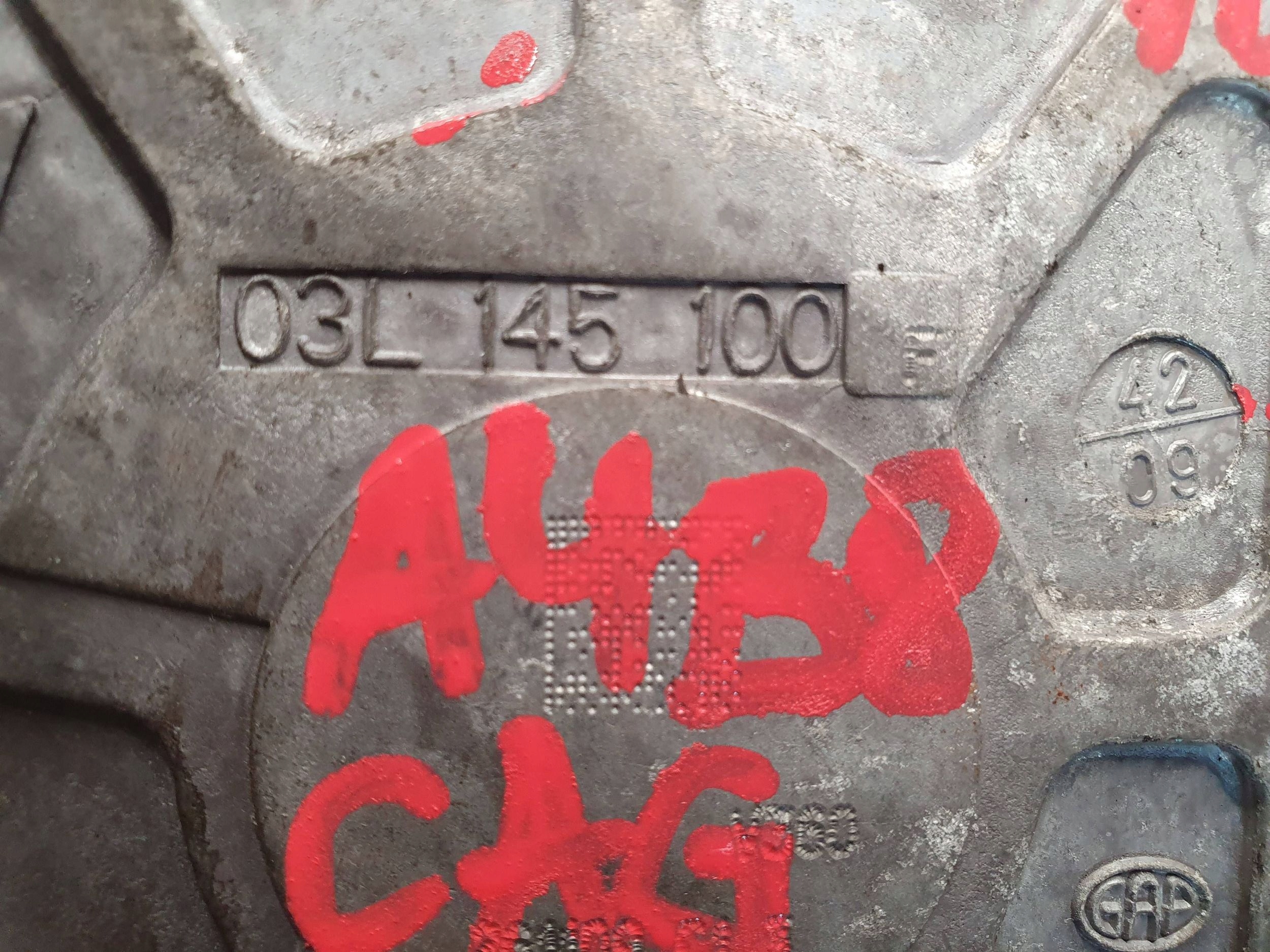 Audi A4 B8 8K 2.0 TDI 03L145100 ČERPADLO podTLAKU