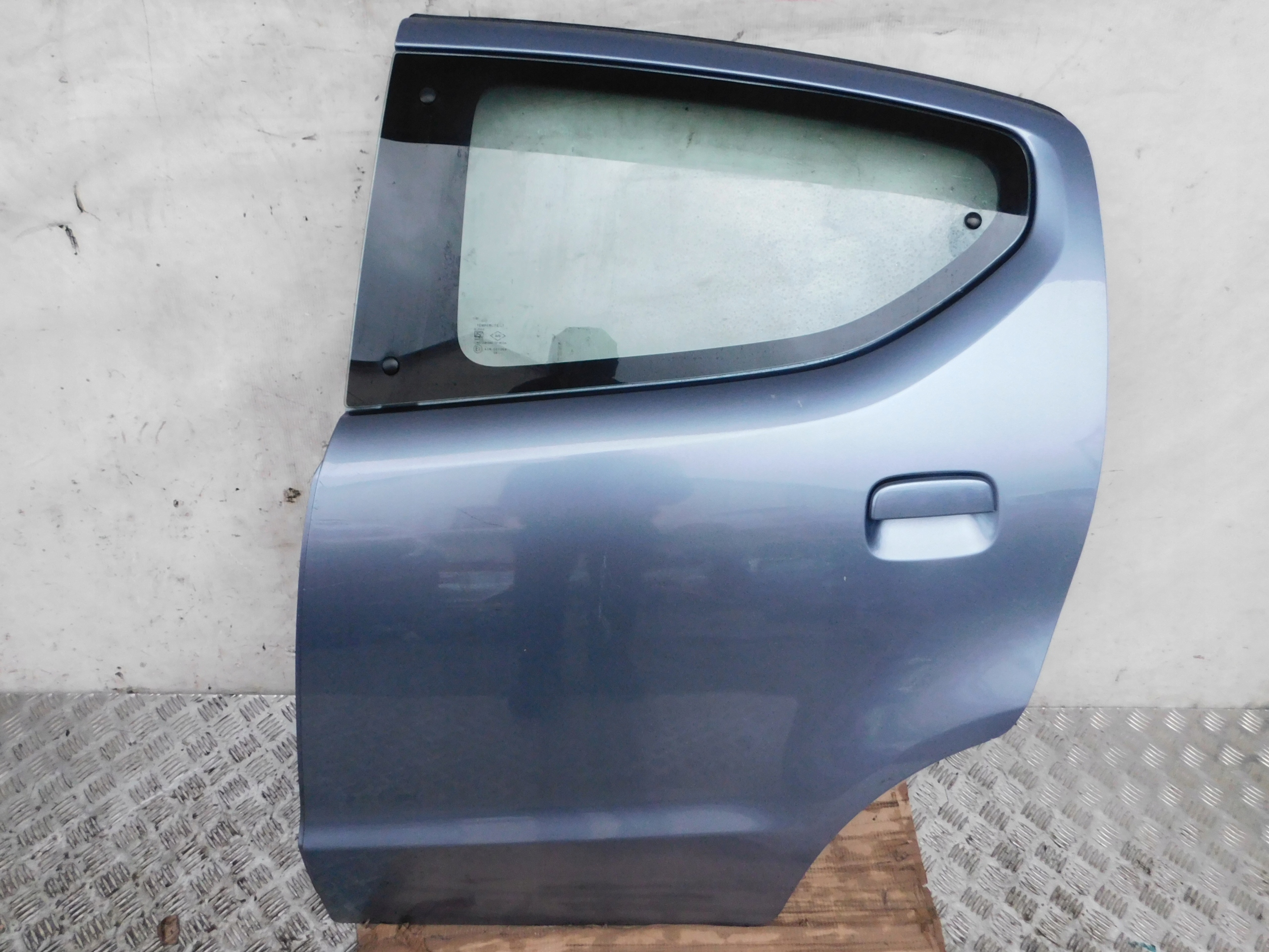 LAVE ZADNE DVERE SUZUKI ALTO