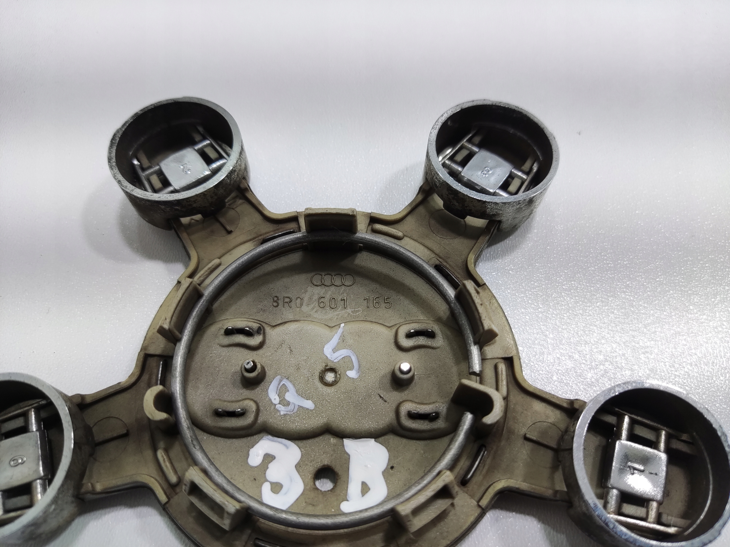 ORIGINALNY PUKLICA HLINIKOVEHO DISKU AUDI Q5 I 8R 8R0601165 2008-16