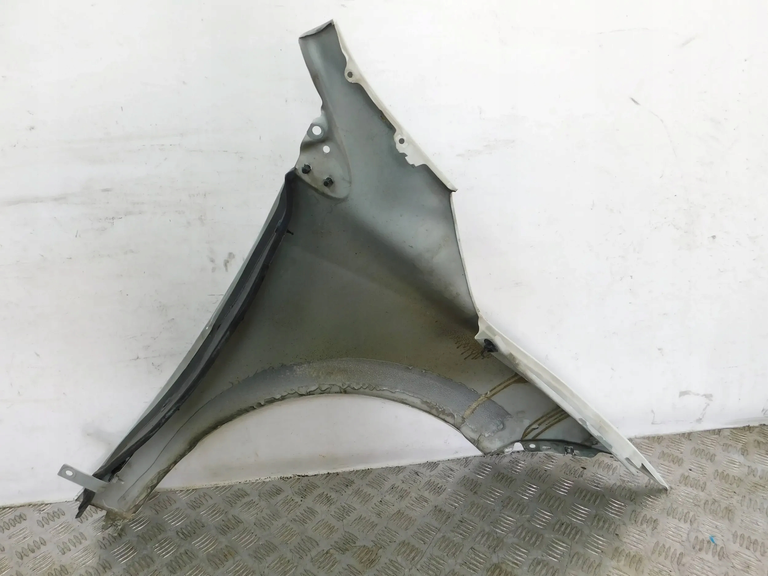 BLATNIK PREDNÝ LAVY RENAULT MEGANE III 3 08-