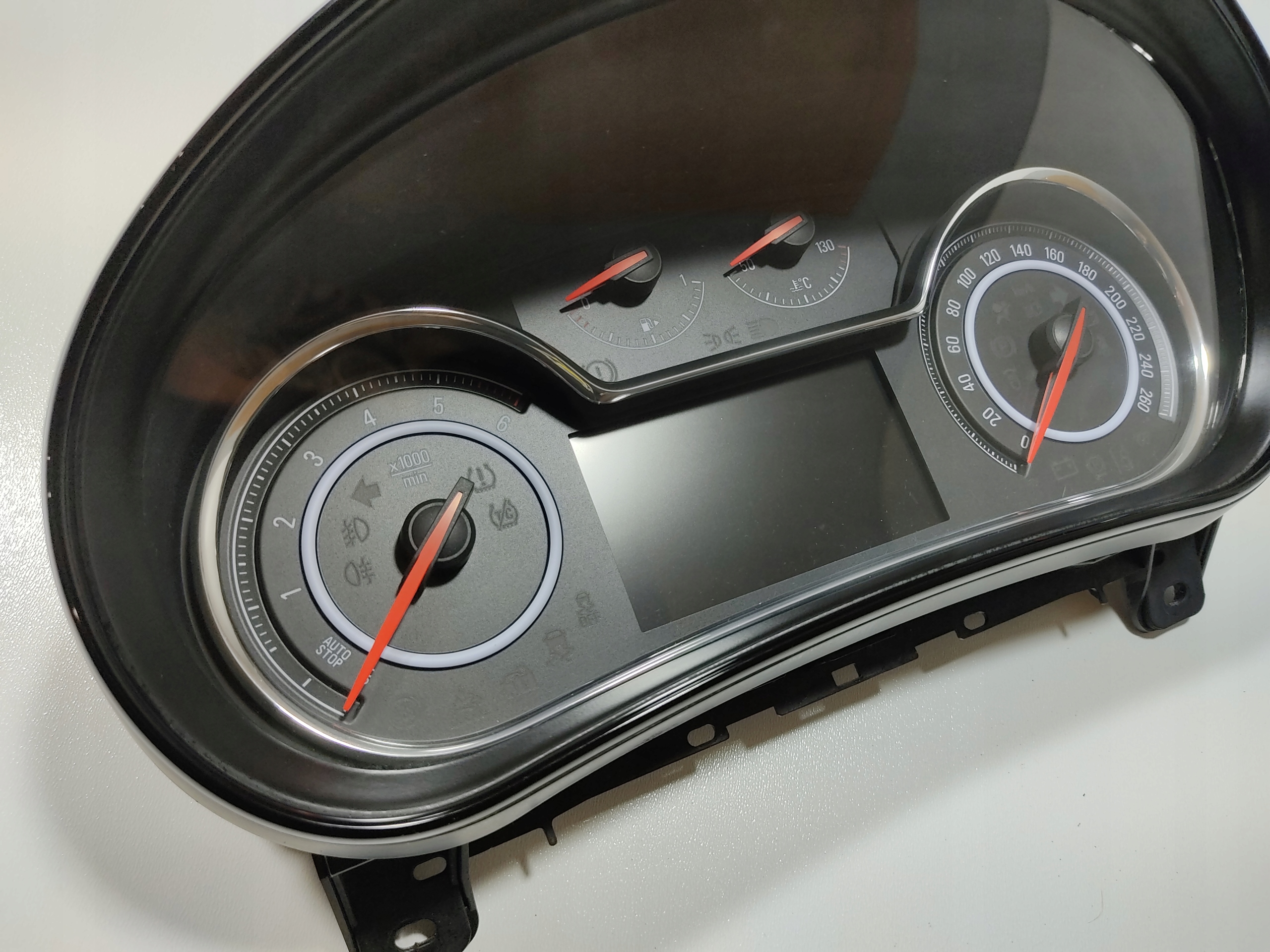 TACHOMETER BUDIKY INSIGNIA A LIFT 23464928 EUROPA 2013-2017