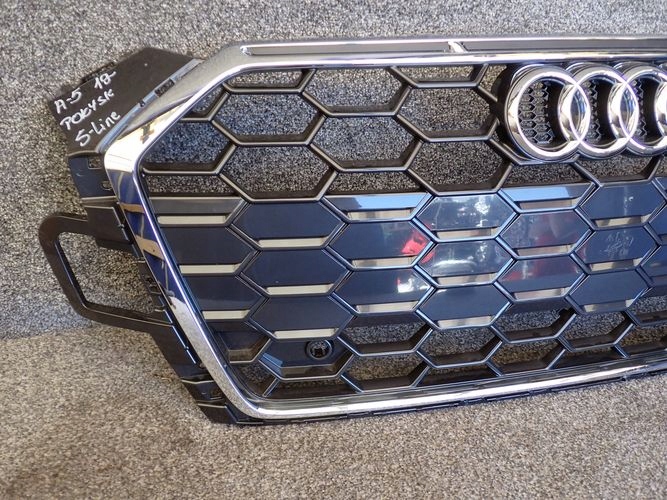 AUDI A5 S-LINE LIFT 19- MRIEZKA LISTA 8W6853651BJ BL