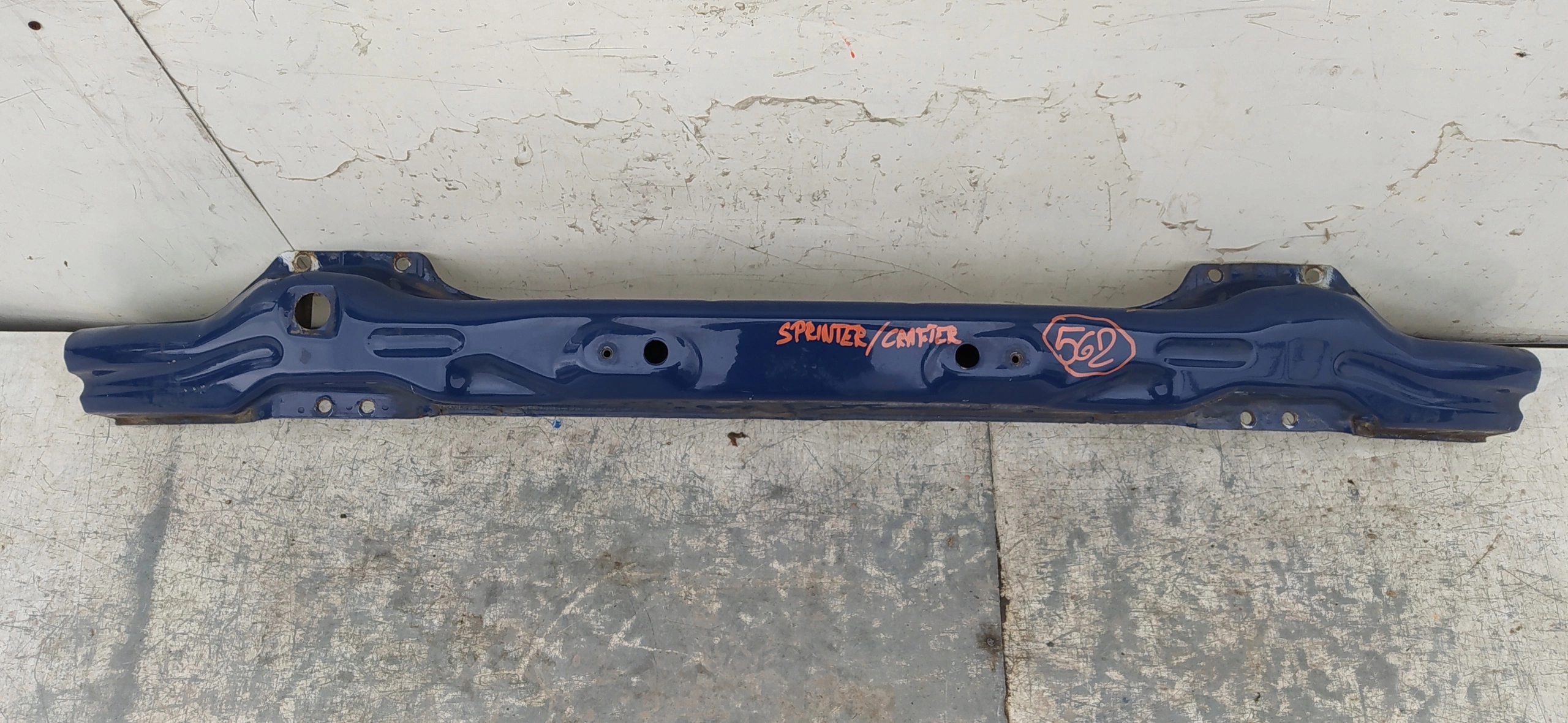 MERCEDES SPRINTER 906 VÝSTUHA PREDNÉHO NÁRAZNÍKA