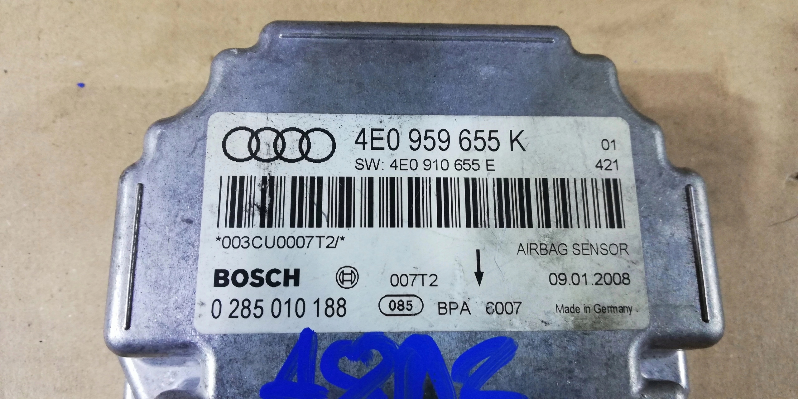 audi a8 d3 RIADIACA JEDNOTKA AIRBAGOV
