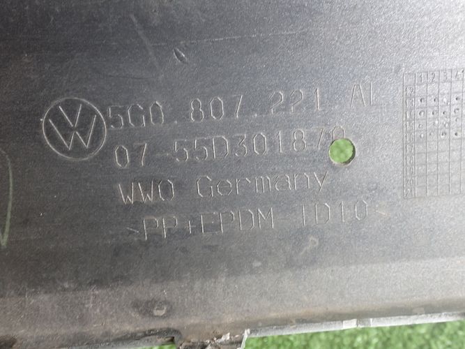 VW GOLF VII R-LINE 12-17 PREDNÝ NÁRAZNÍK