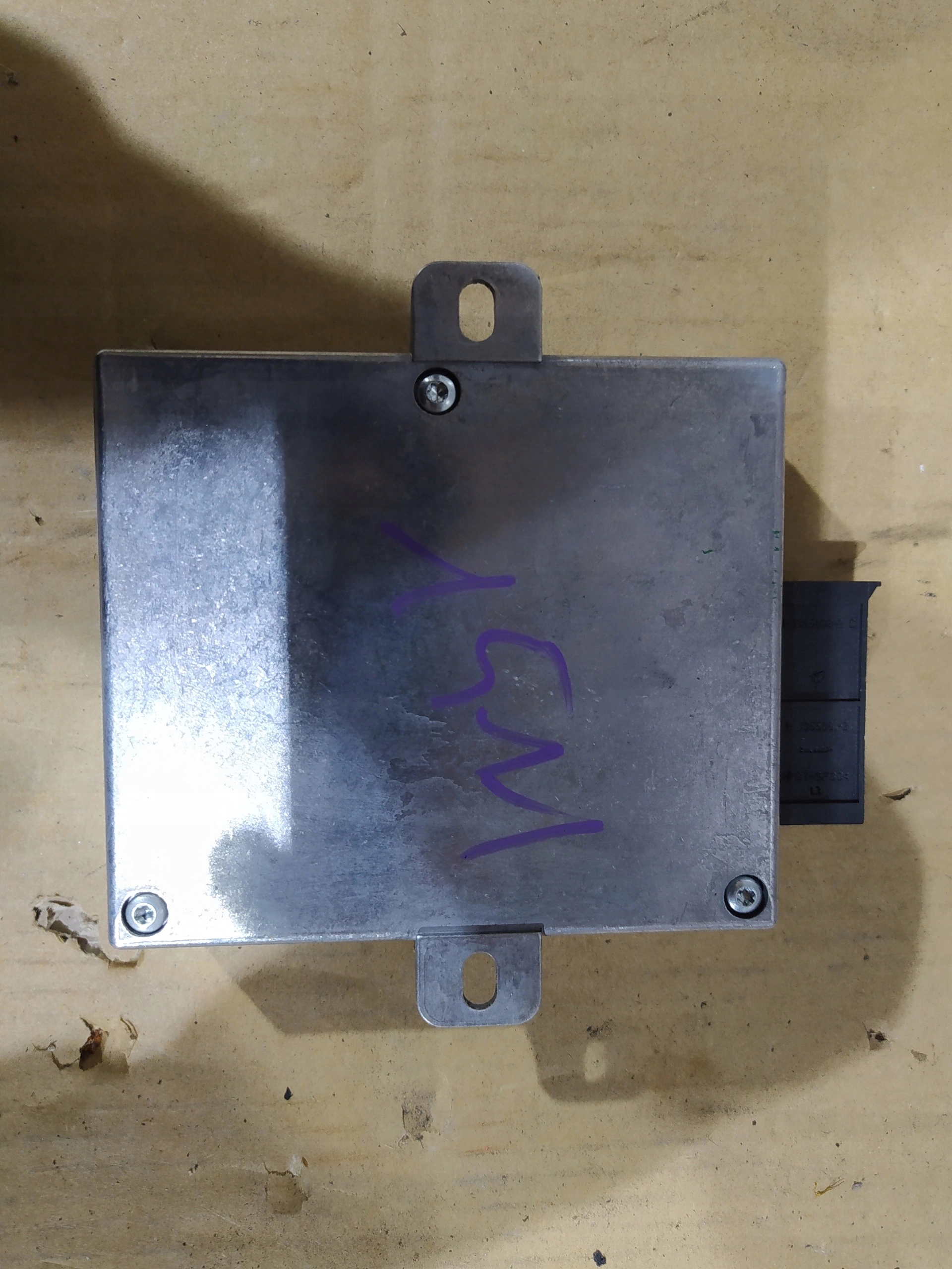 RIADIACA JEDNOTKA MODUL TELEFONU MERCEDES W211 A2118206185