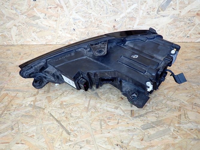 AUDI A3 S3 RS3 FULL LED LIFT 16- PRAVE PREDNE SVETLO 8V0941774J