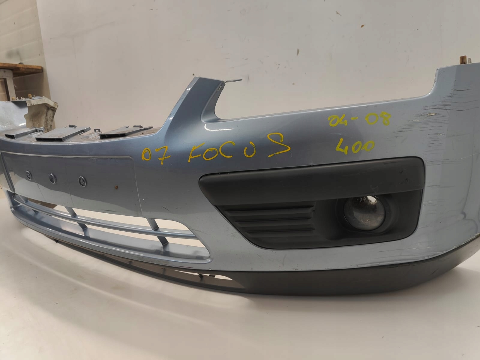 Ford focus II 04-08 PREDNÝ NÁRAZNÍK