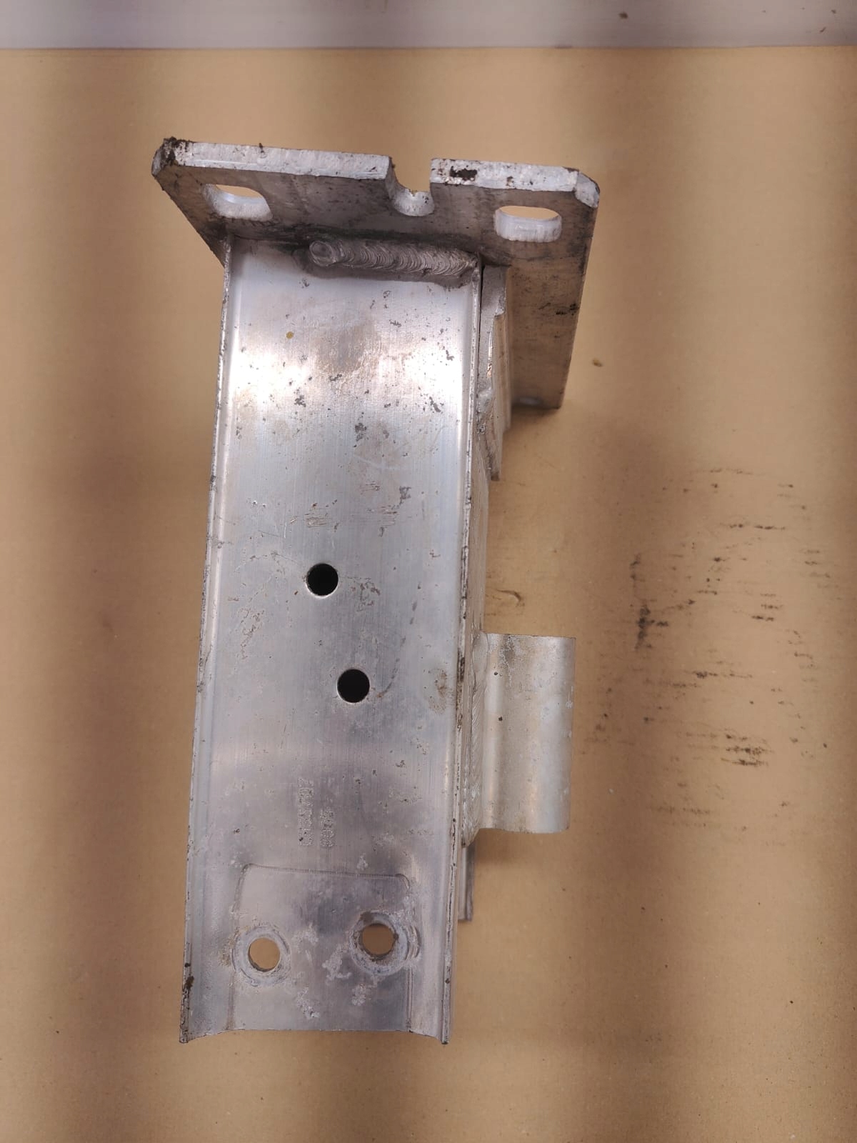 Audi a4 b8 a5 8k0807134b ABSORBER NARAZU PRAVY