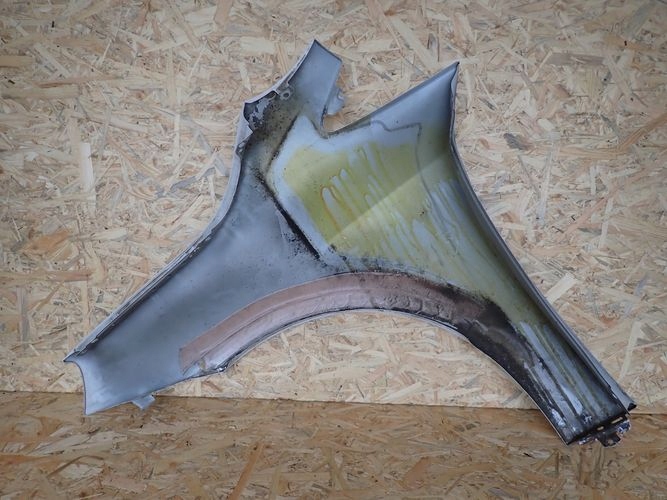 BMW F45 F46 2 PRAVY PREDNY BLATNIK