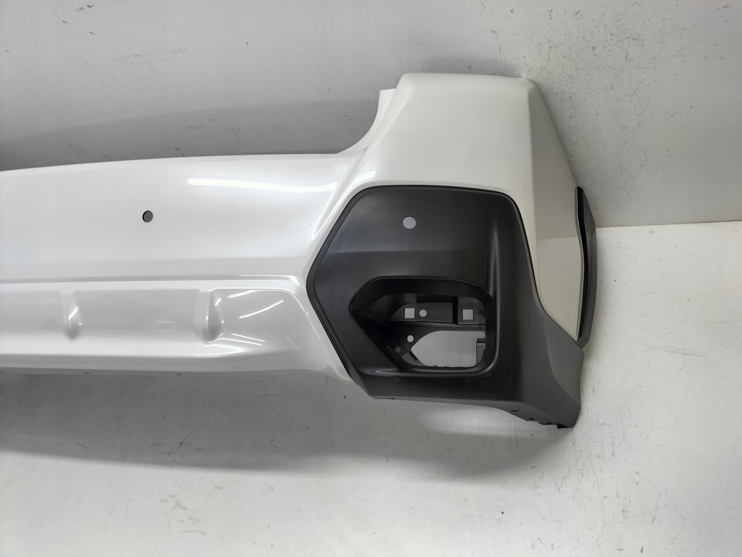 ZADNÝ NÁRAZNÍK SUBARU XV CROSSTREK 17-