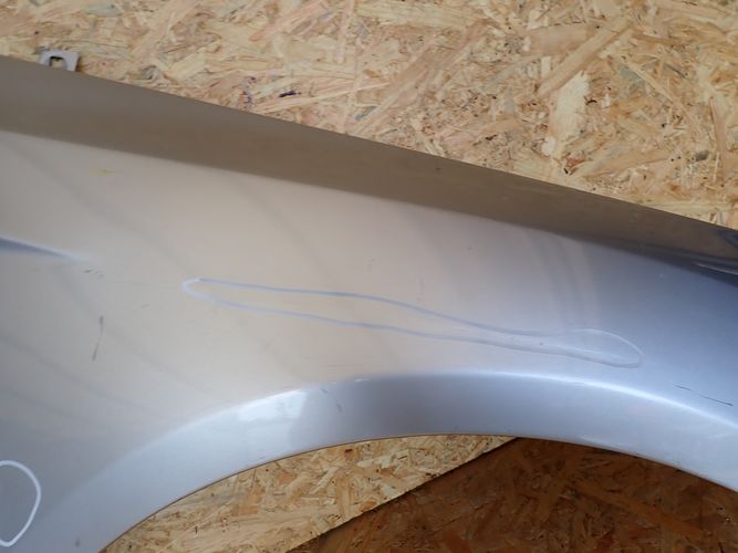 FORD FOCUS MK3 III 10- PRAVY PREDNY BLATNIK