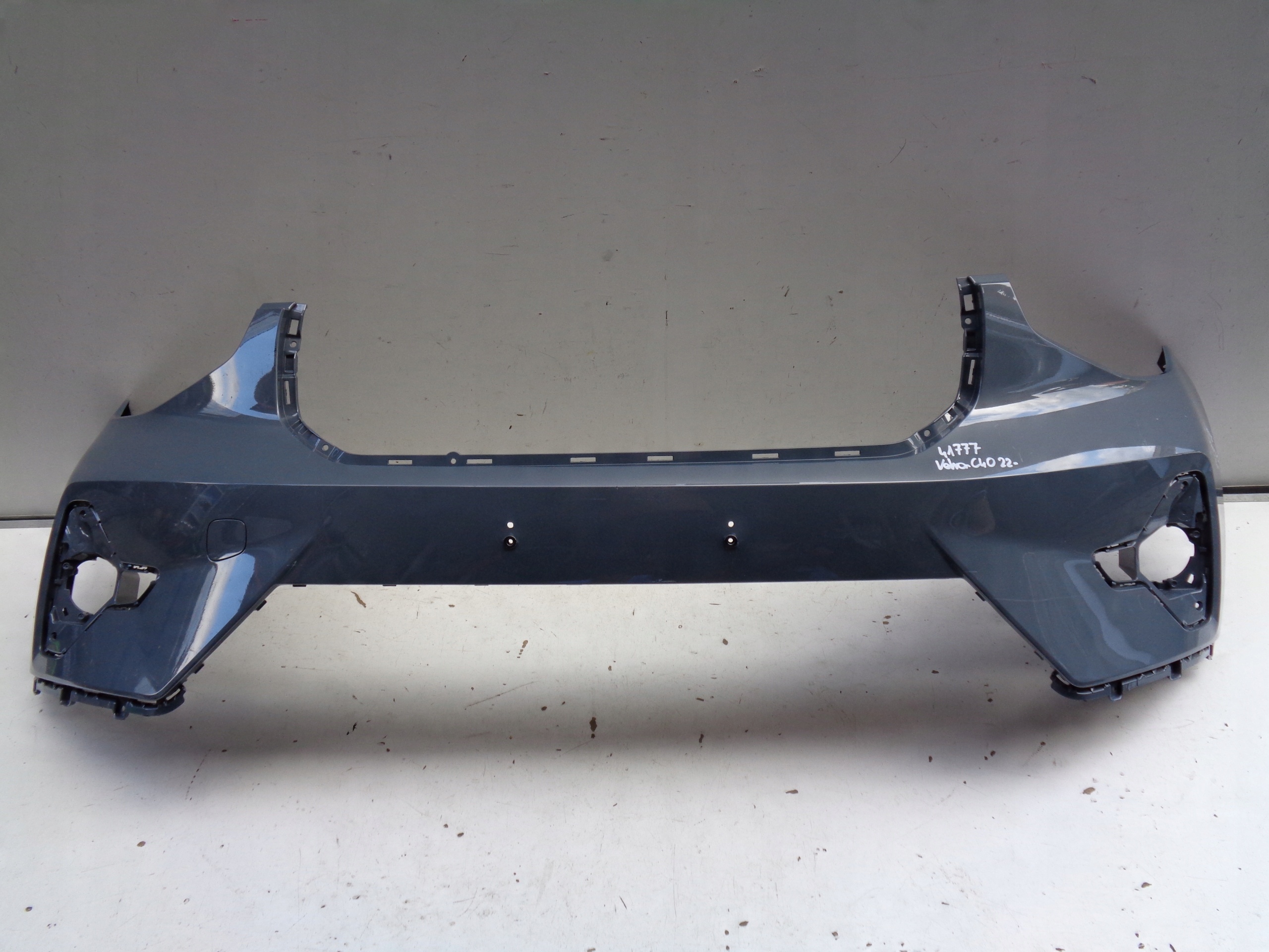 PREDNÝ NÁRAZNÍK VOLVO C40 XC40 22- LIFT NR 41777