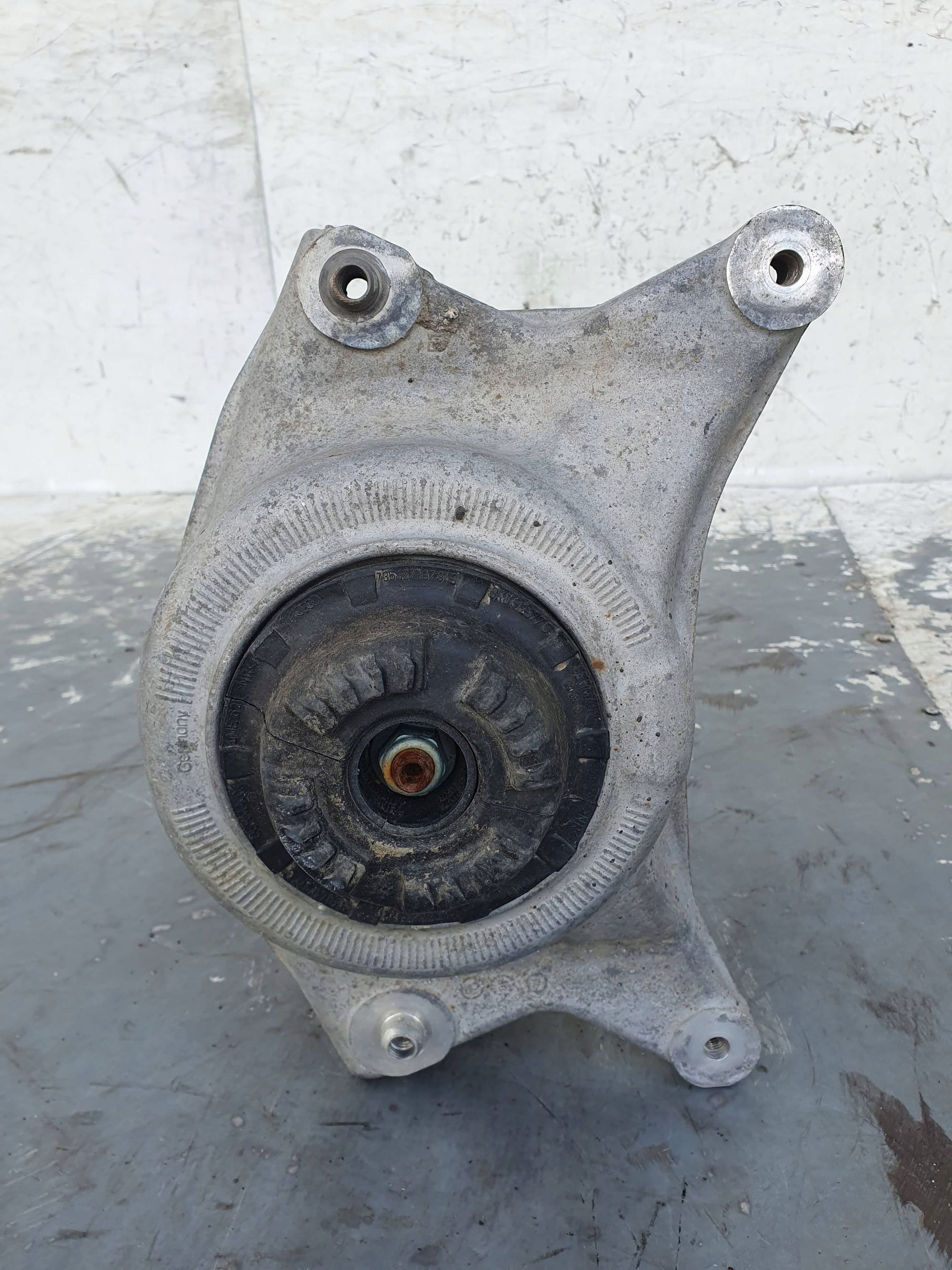 Audi A4 S4 B8 8K 8K0031BG LAVA TLMIC PREDNE