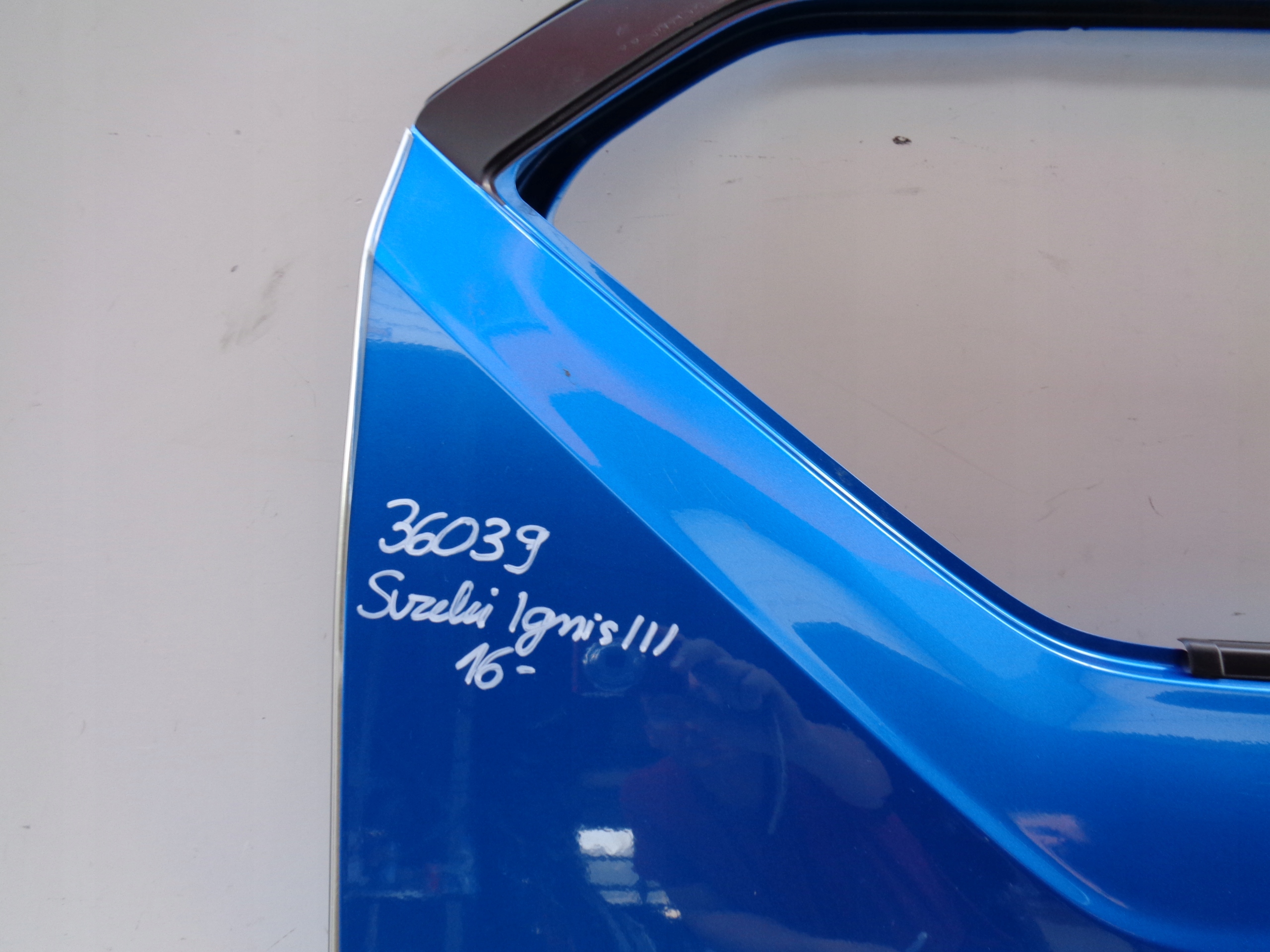 PRAVE ZADNE DVERE SUZUKI IGNIS III 16- NR 36039