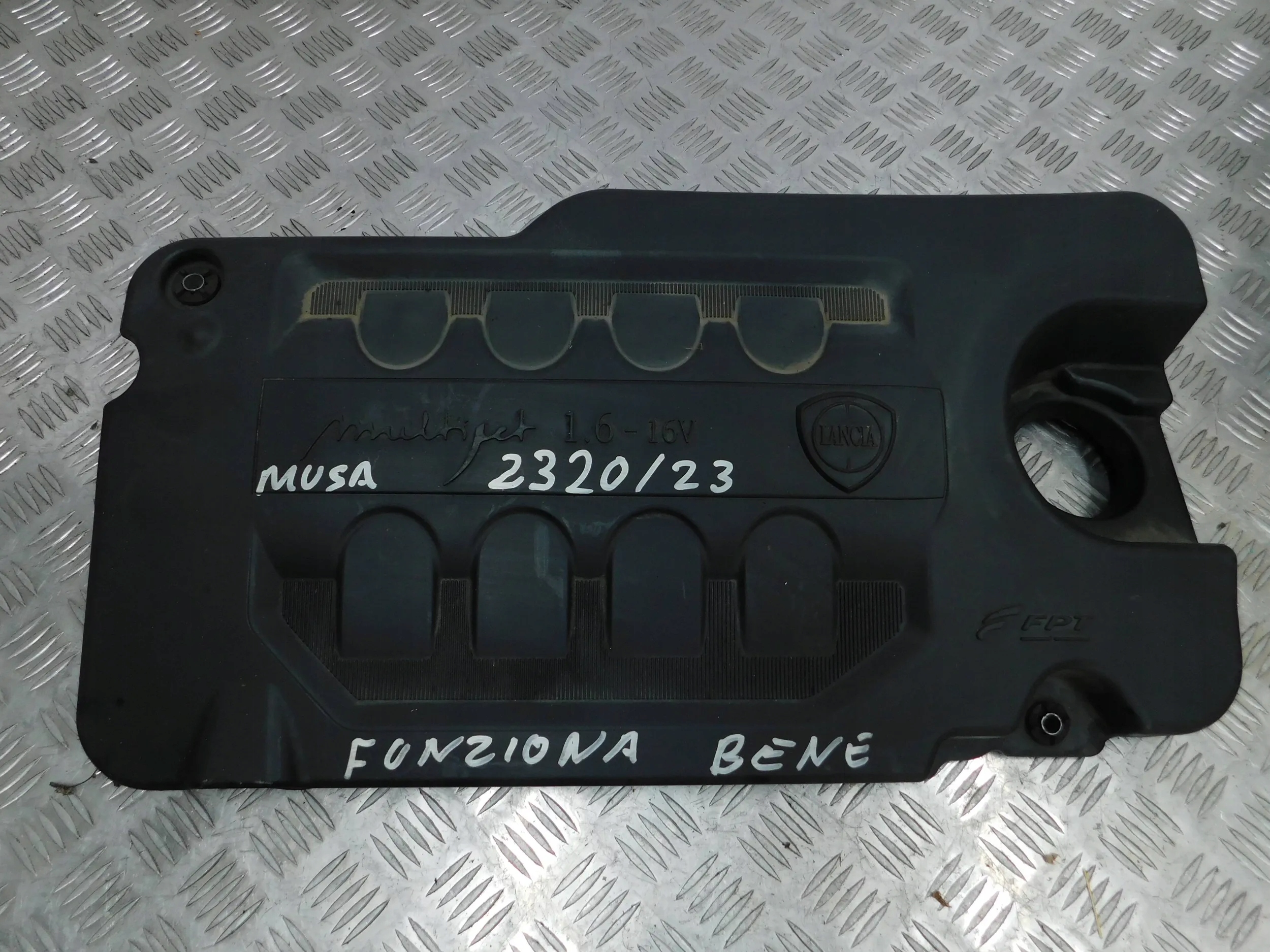 HORNÝ KRYT MOTORA LANCIA MUSA 1.6 JTD