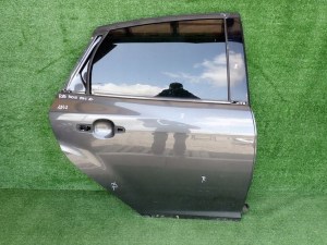 FORD FOCUS MK3 III HB PRAVE ZADNE DVERE FORD FOCUS MK3 III HB PRAVE ZADNE DVERE