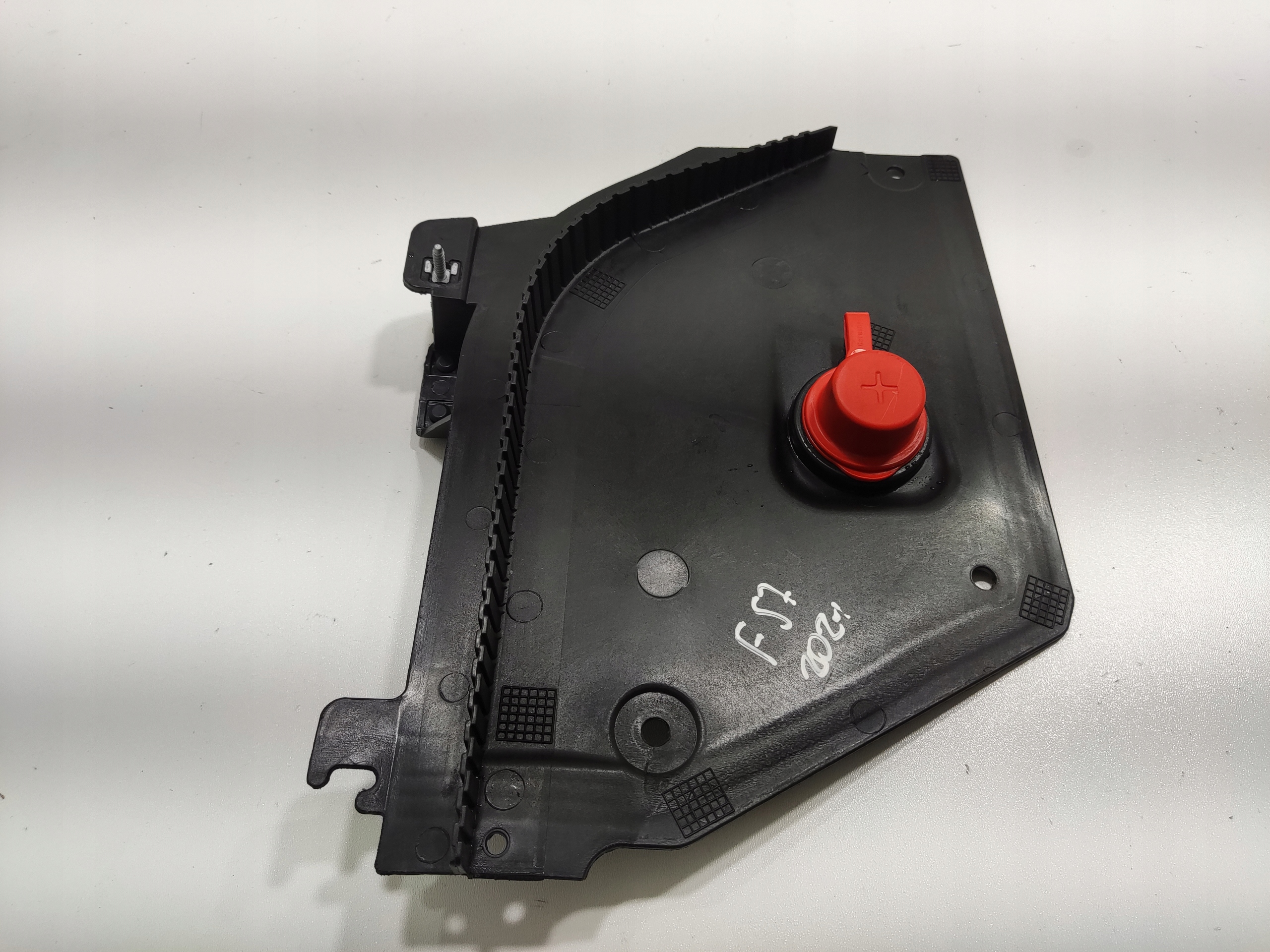 VEKO KRYT AUTOBATERIE MINI F55 F56 F57 2018-2021 7317737