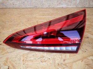 MERCEDES W177 177 A-KLASA LED PRAVE ZADNE SVETLO V KAPOTE A1779061800 MERCEDES W177 177 A-KLASA LED PRAVE ZADNE SVETLO V KAPOTE A1779061800