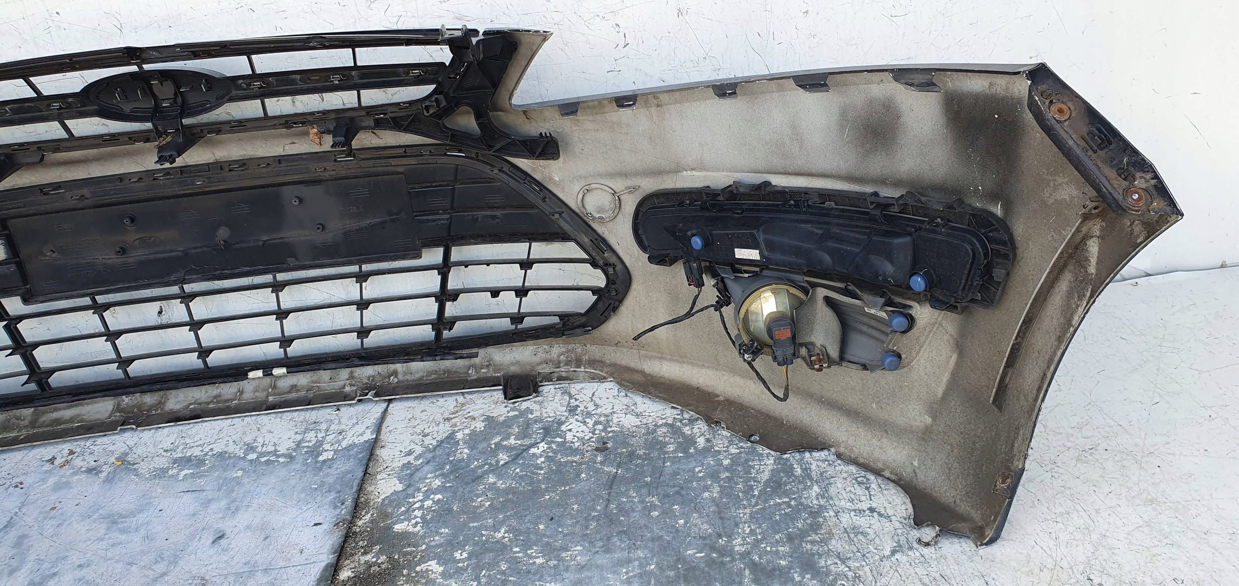 Ford Mondeo MK4 IV LIFT LED PREDNÝ NÁRAZNÍK BS71-17757-A