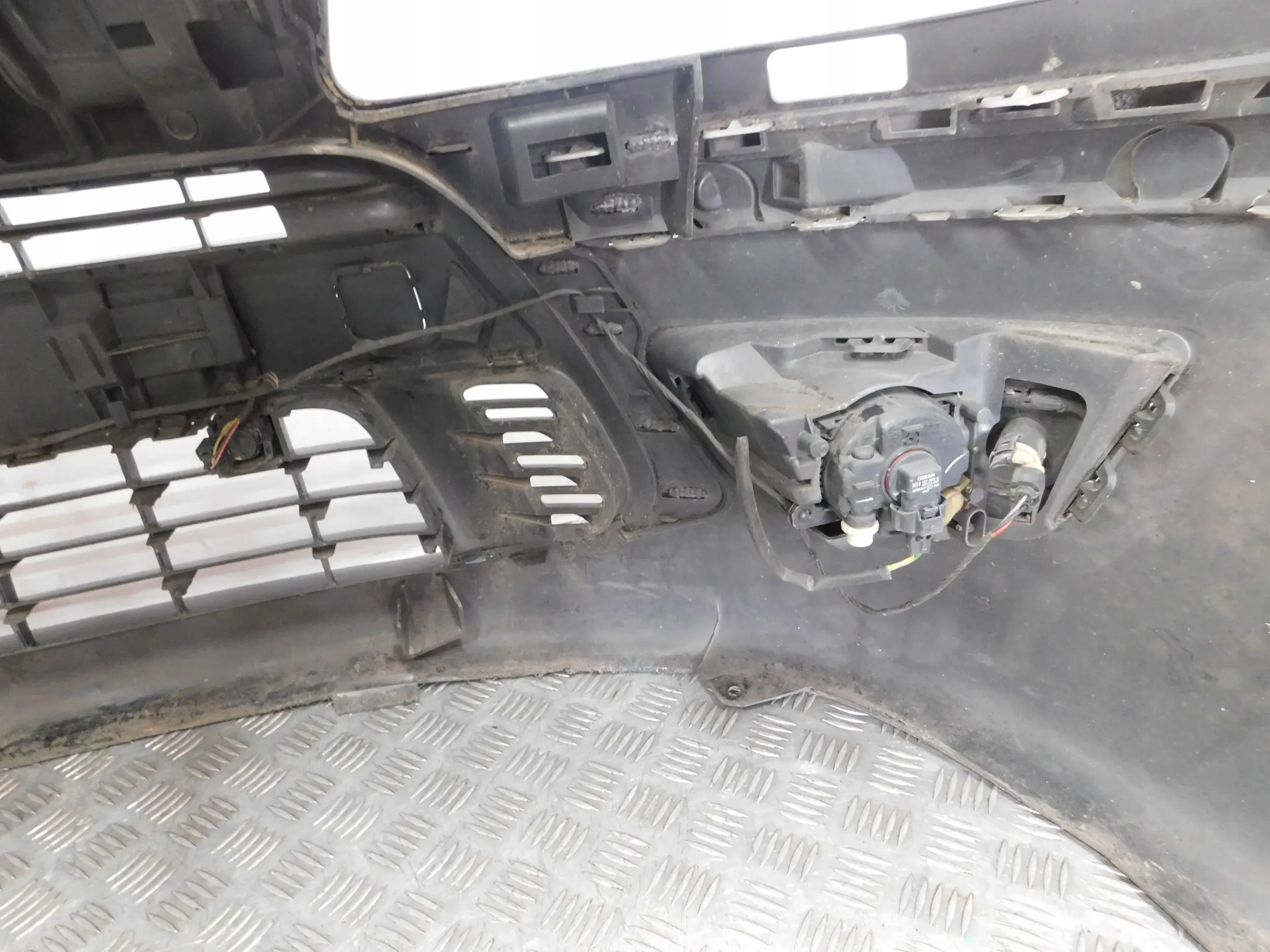 PREDNÝ NÁRAZNÍK CITROEN C4 LIFT PDC