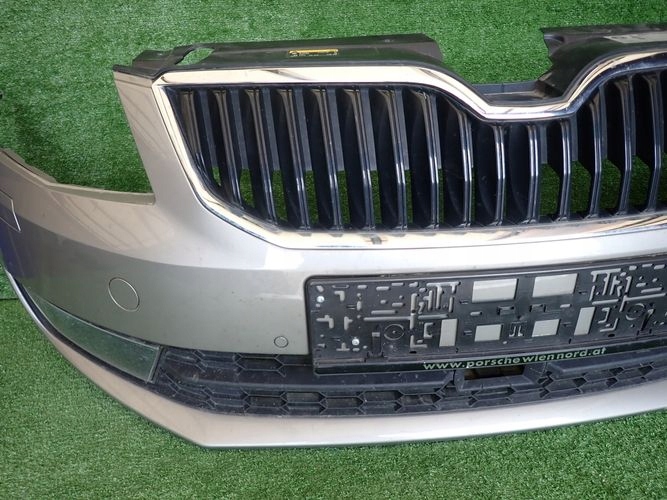 SKODA OCTAVIA III 13-17 PREDNÝ NÁRAZNÍK PDC SPR