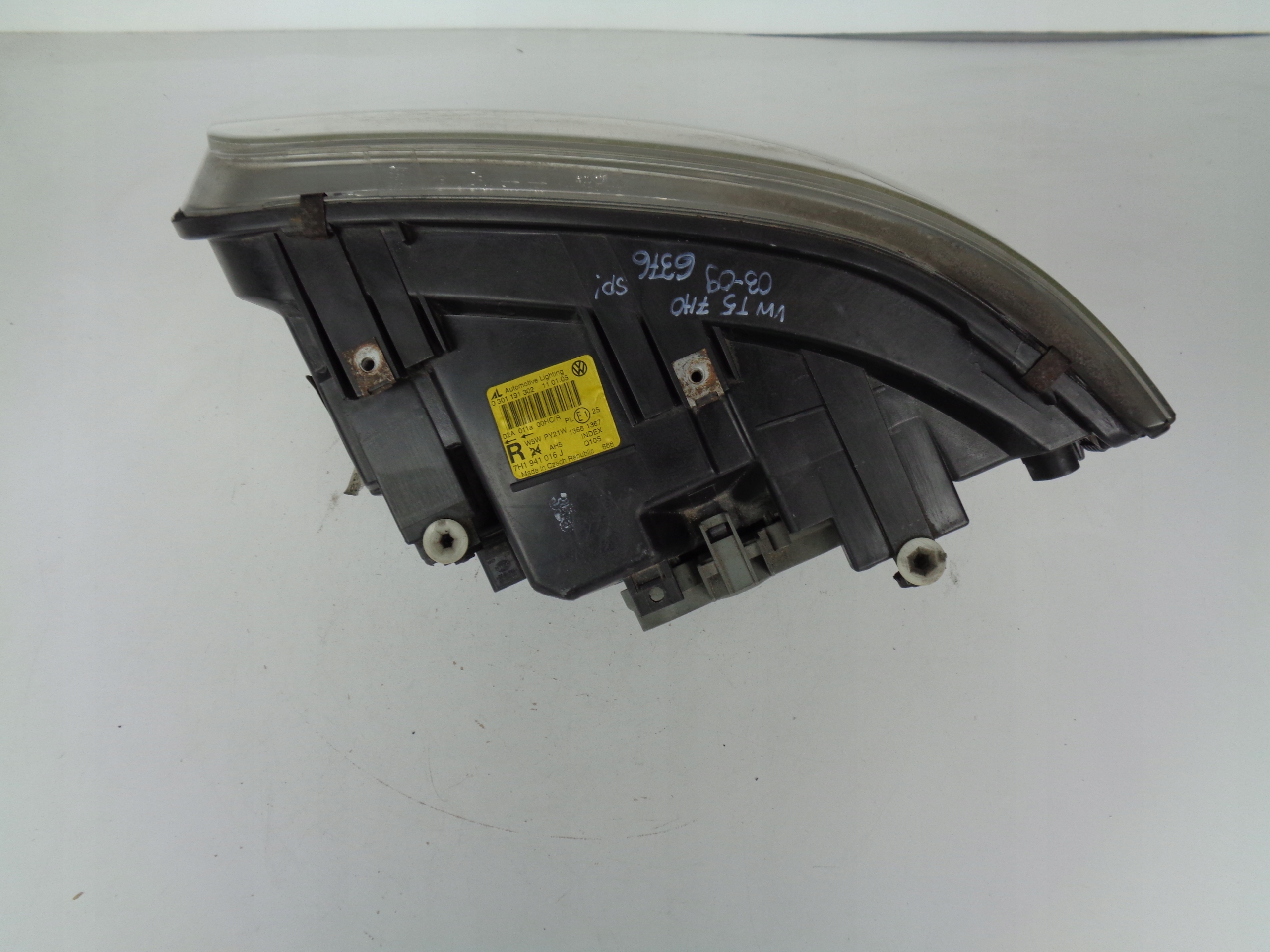 PRAVE PREDNE SVETLO VW T5 7H 7H0 03-09