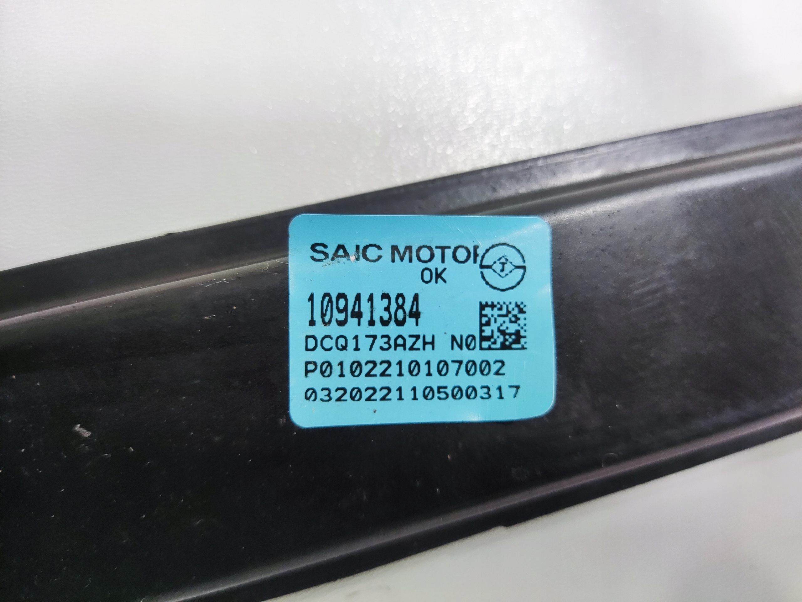 ĽAVÝ ZADNÝ MECHANIZMUS SŤAHOVANIA OKNA MG 4 MG4 2022-2025 10941384