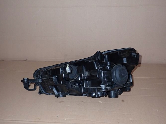 SKODA SCALA LED 19- PRAVE PREDNE SVETLO 576941016