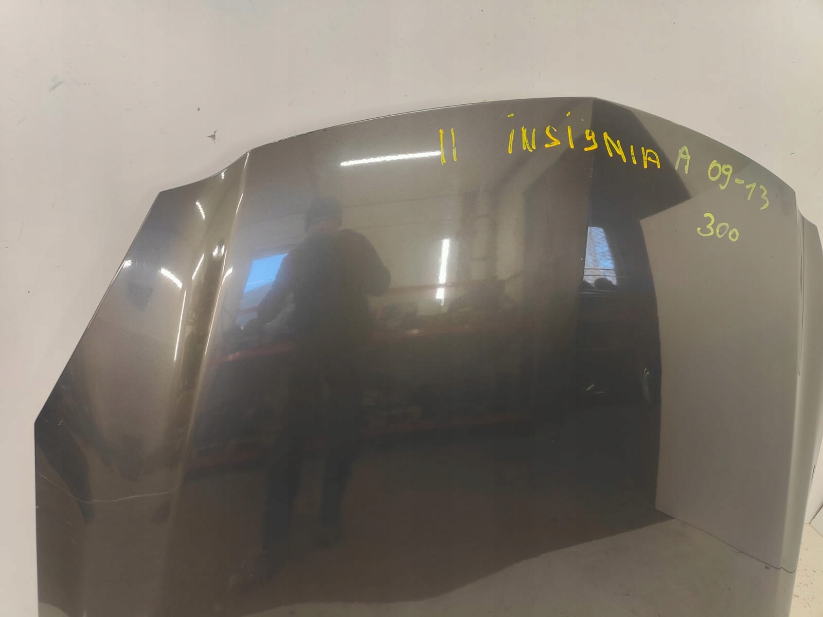 Opel Insignia a 09-13 PREDNÁ KAPOTA