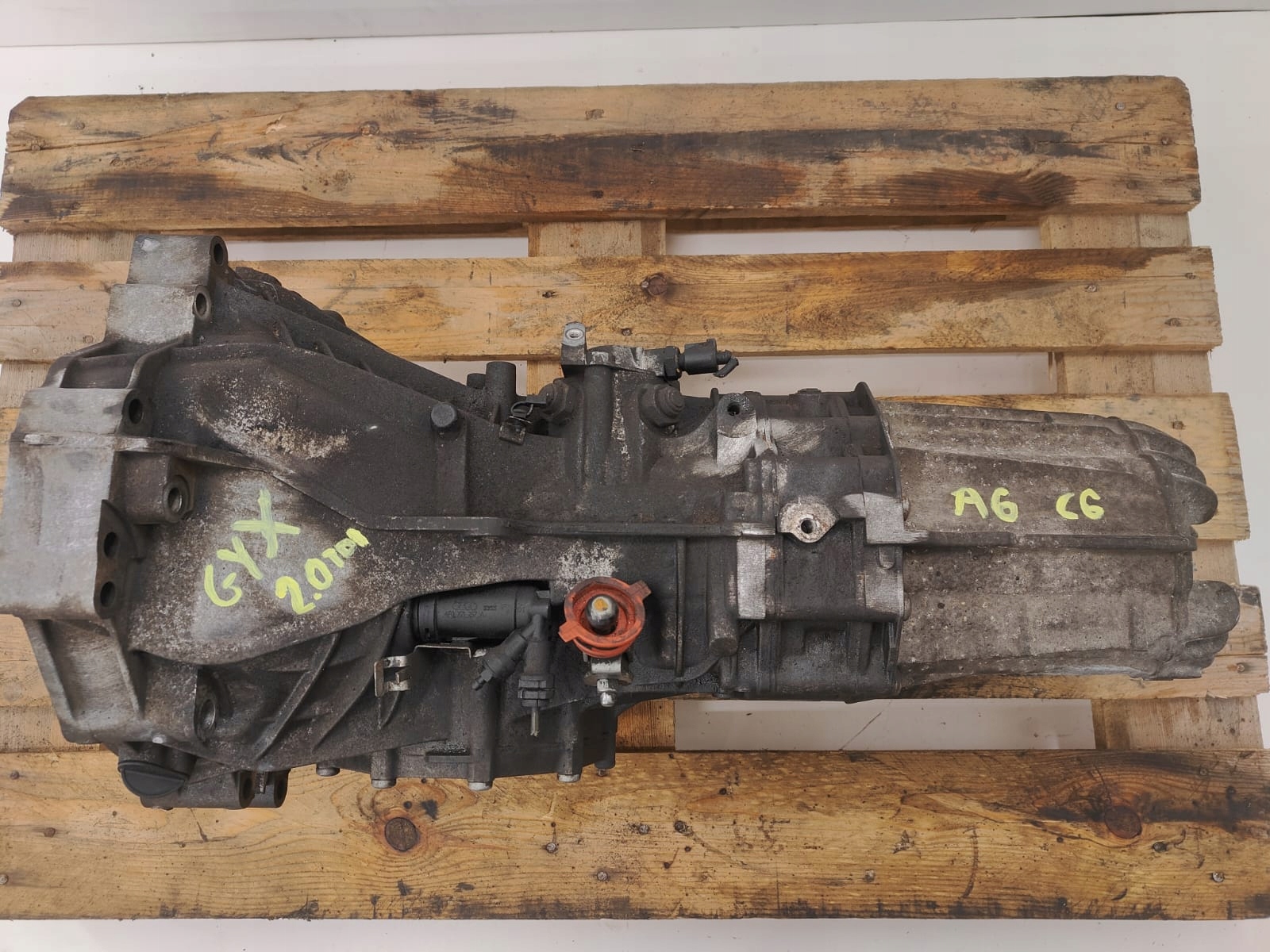 Audi a6 c6 a4 b7 2.0tdi GYX PREVODOVKA MANUALNA