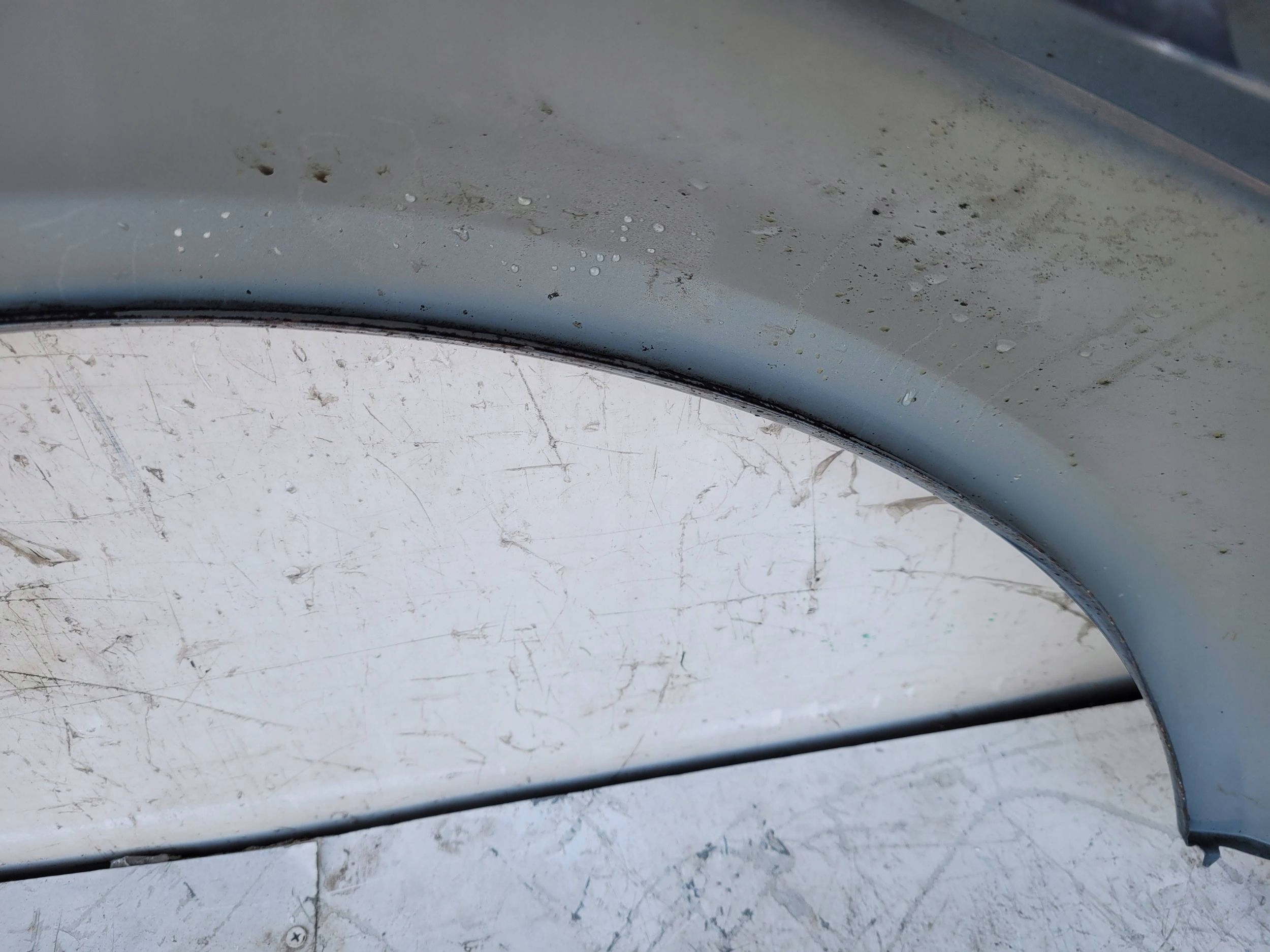 Audi A4 S4 B8 8K ĽAVÝ PREDNÝ BLATNÍK