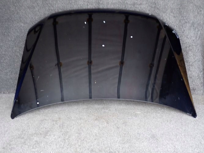 VW AMAROK PREDNÁ KAPOTA