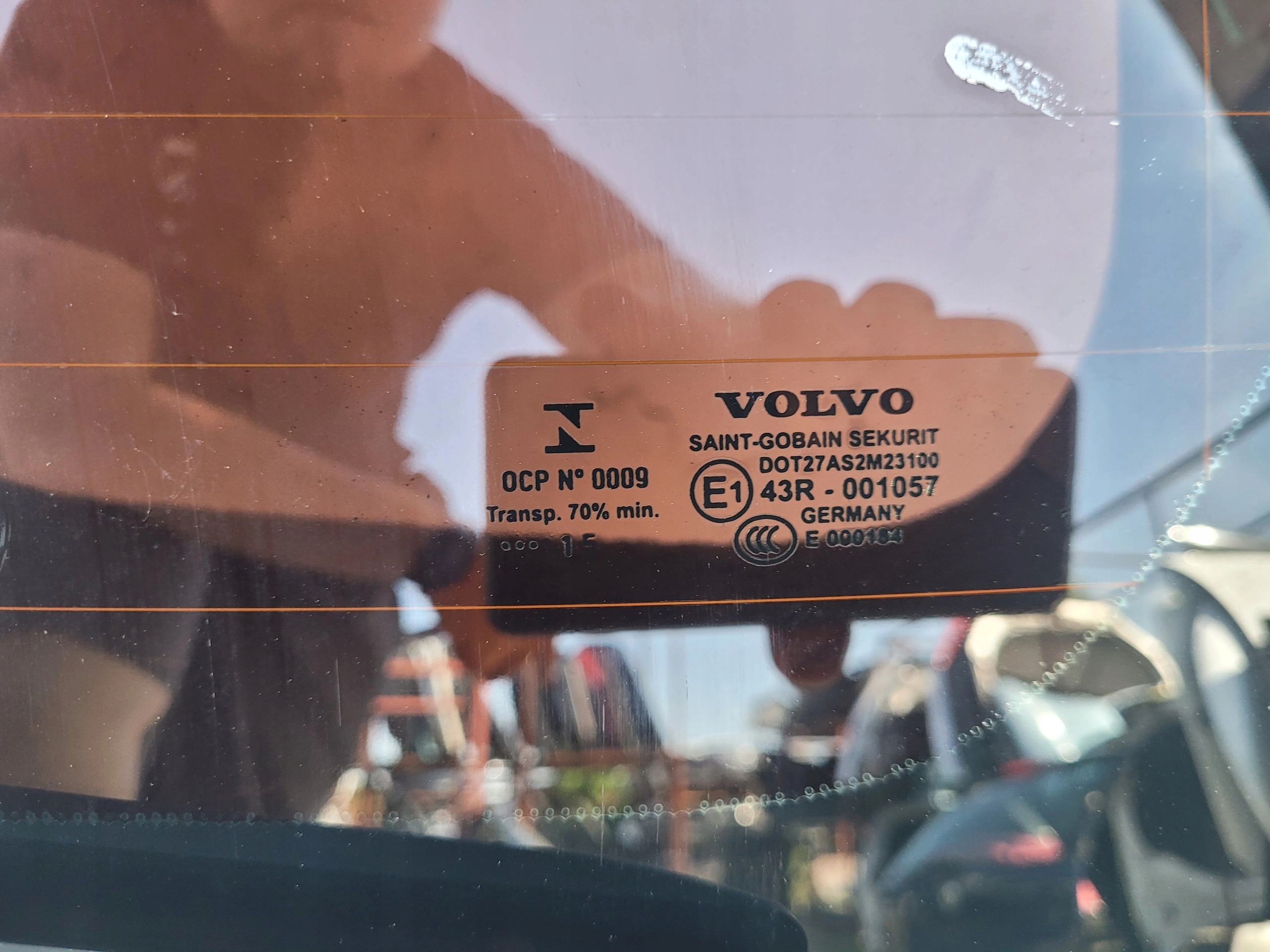 VOLVO V60 013- ZADNÁ KAPOTA