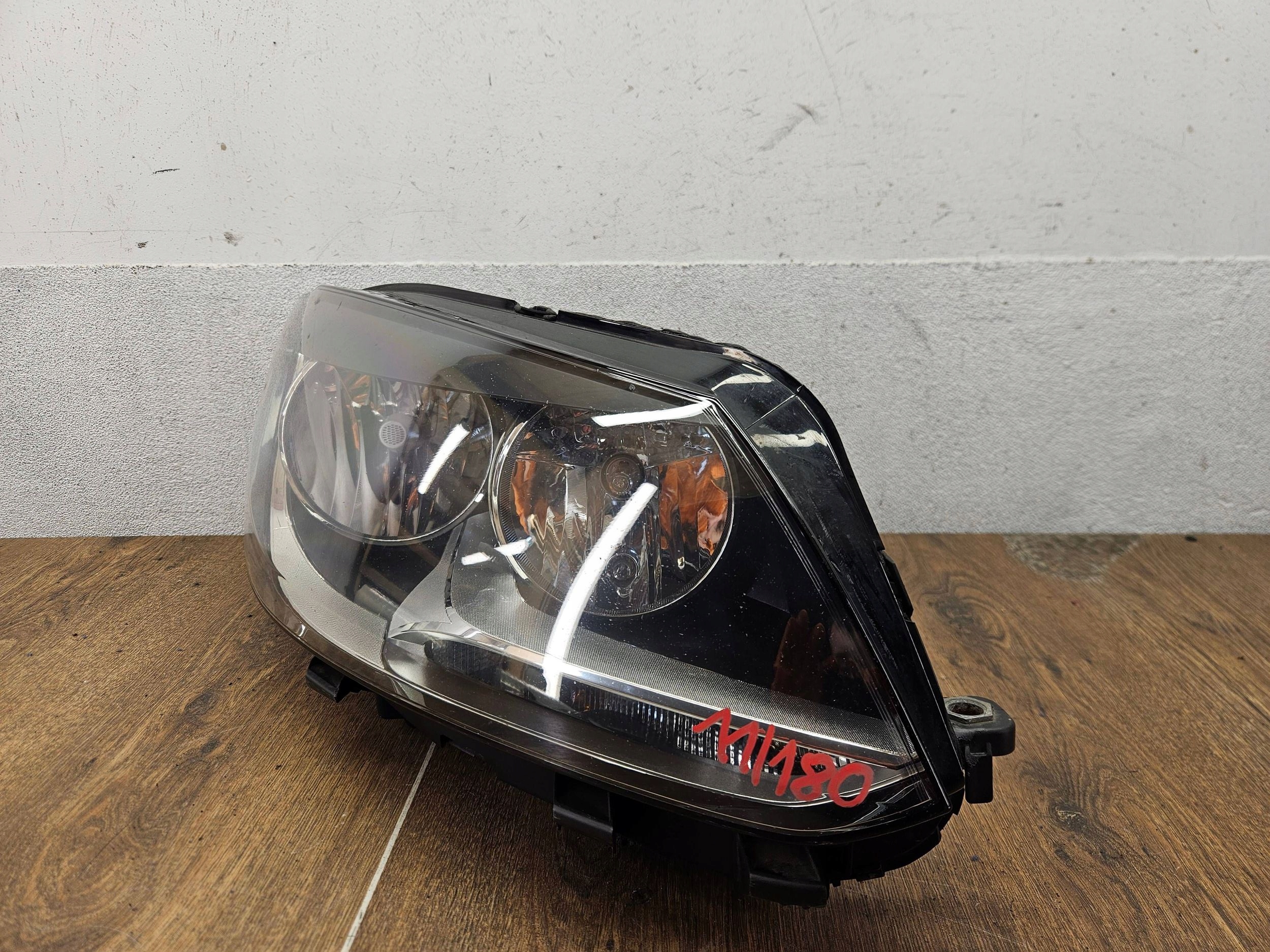 Vw Touran II 2 lift 010- 1T1941006G PRAVÉ PREDNÉ SVETLO