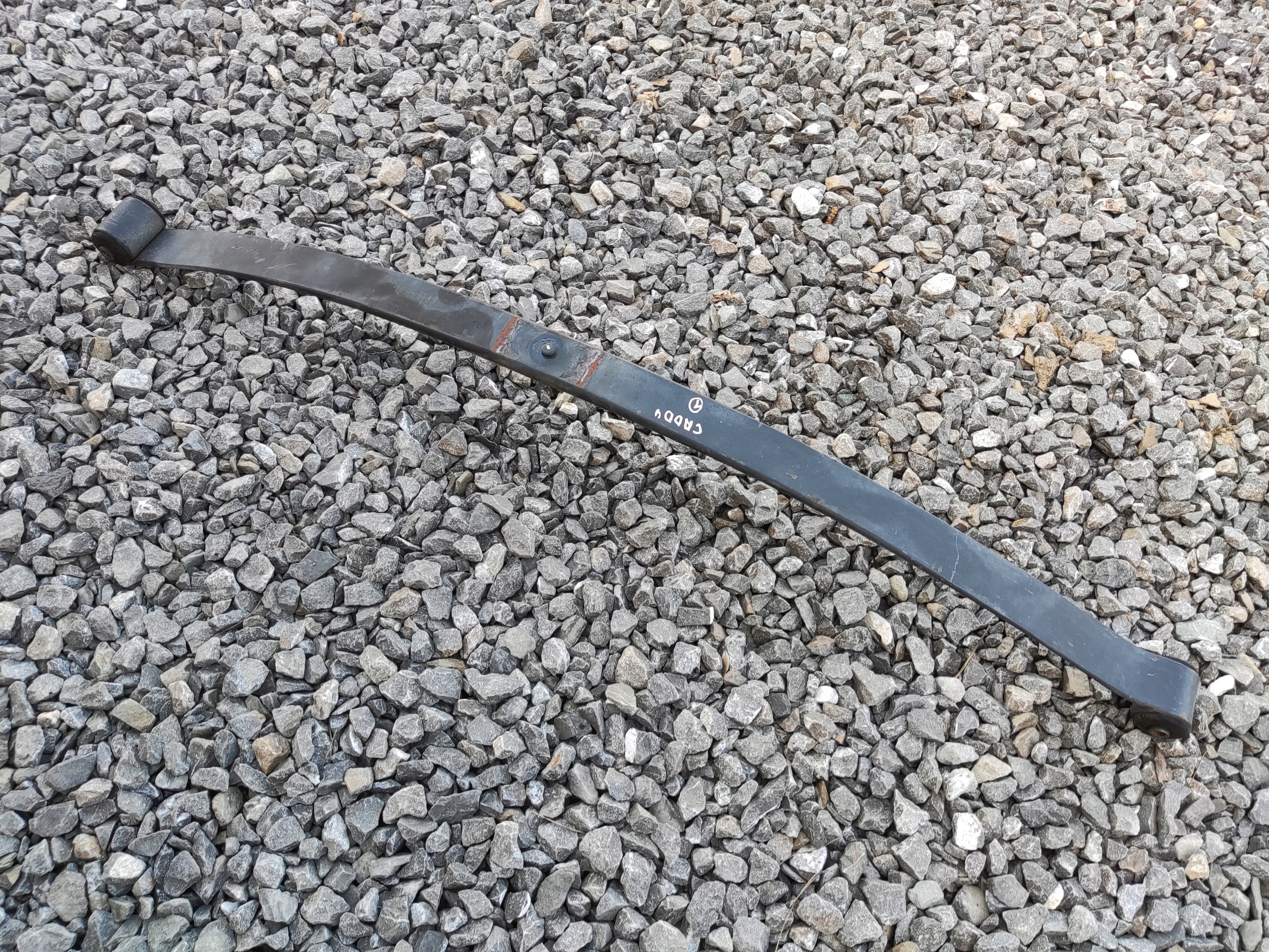 ZADNE LISTOVE PERO VOLKSWAGEN CADDY III IV 2K5 2K5511151AA 2015-19