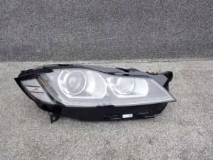 JAGUAR F-PACE XENON LED XF X260 PRAVE PREDNE SVETLO JAGUAR F-PACE XENON LED XF X260 PRAVE PREDNE SVETLO
